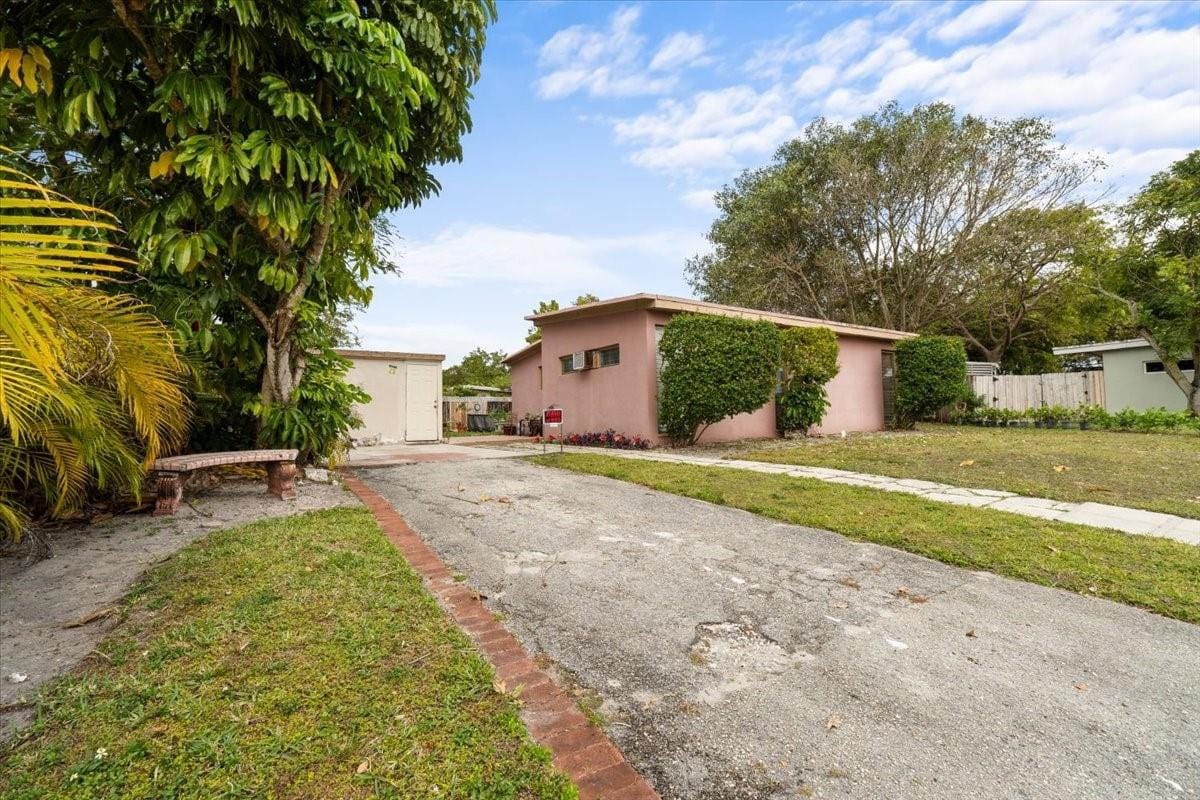 5805 NW 18th Court — photo 3