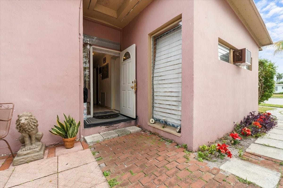5805 NW 18th Court — photo 5
