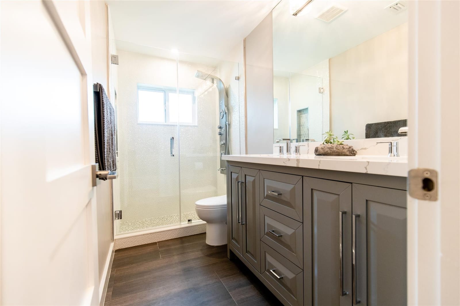 2275 SW 44th Street — photo 2