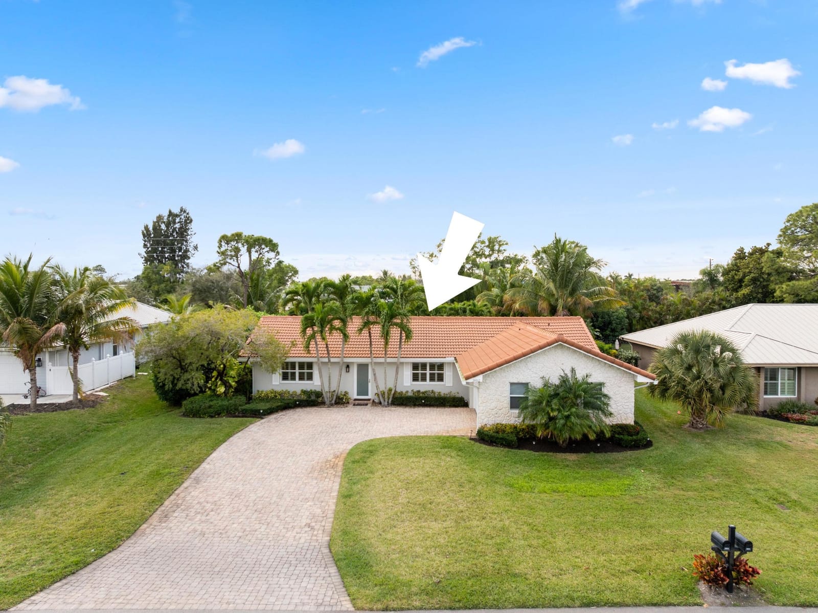 3952 SE Fairway W, Stuart, FL 34997