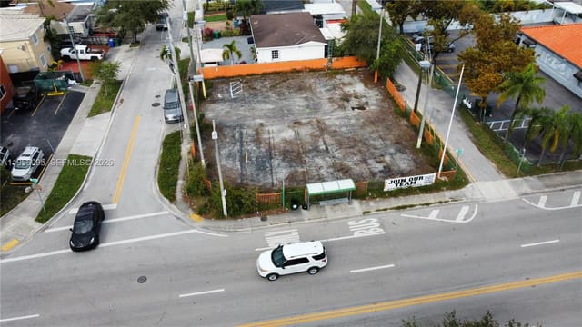 705 NW 18th Place, Miami, FL 33125