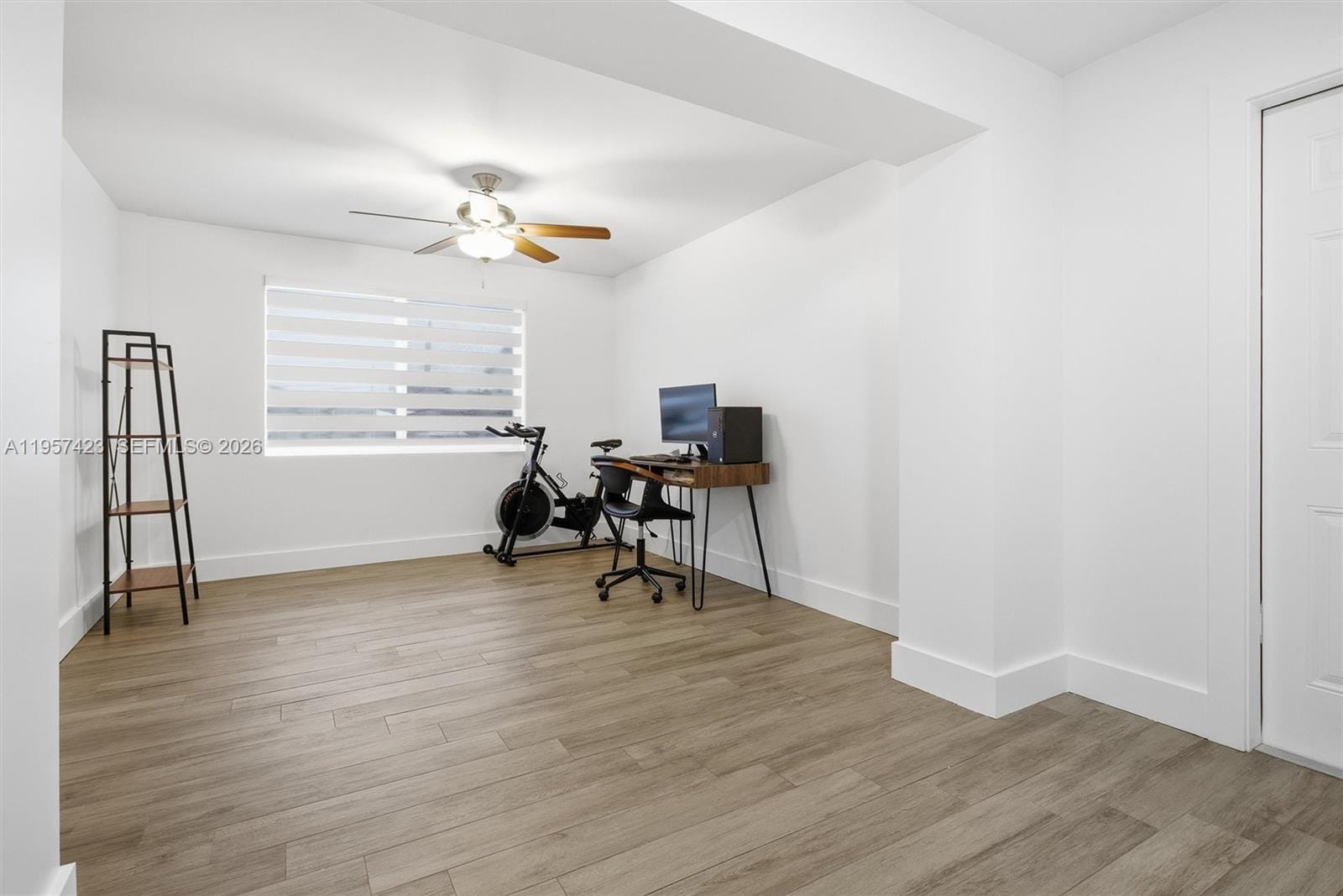 941 E 16th Place, Hialeah, FL 33010 photo 16