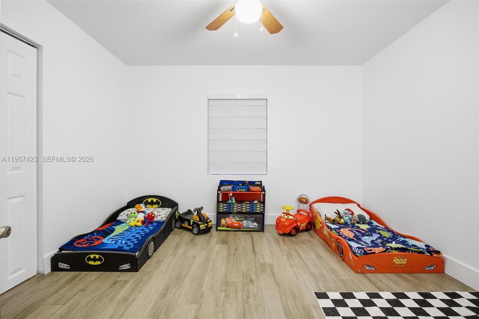 941 E 16th Place, Hialeah, FL 33010 photo 24
