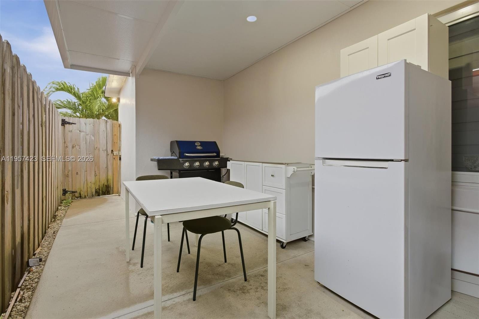 941 E 16th Place, Hialeah, FL 33010 photo 29