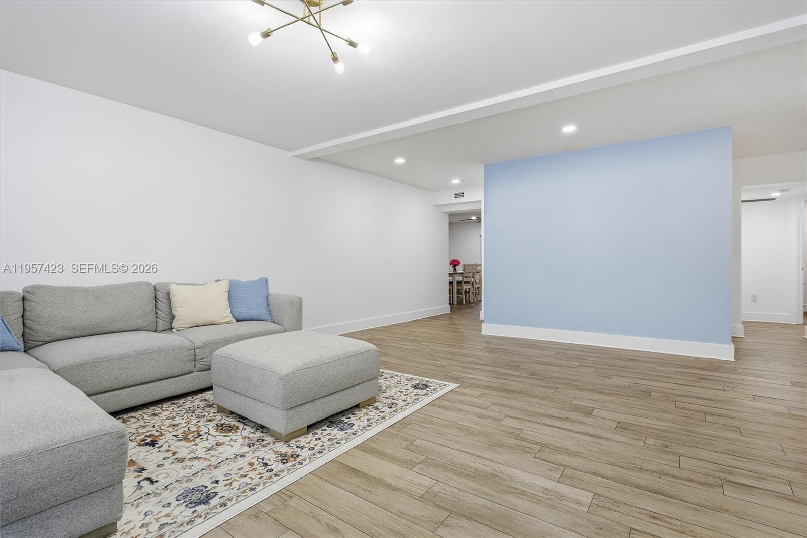941 E 16th Place, Hialeah, FL 33010 photo 4