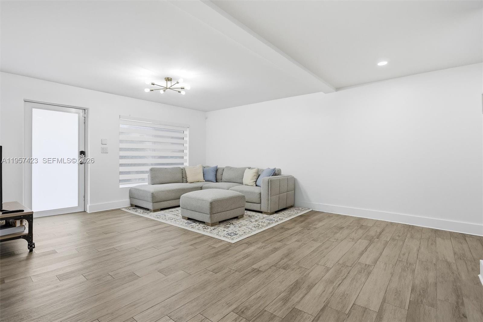 941 E 16th Place, Hialeah, FL 33010 photo 6