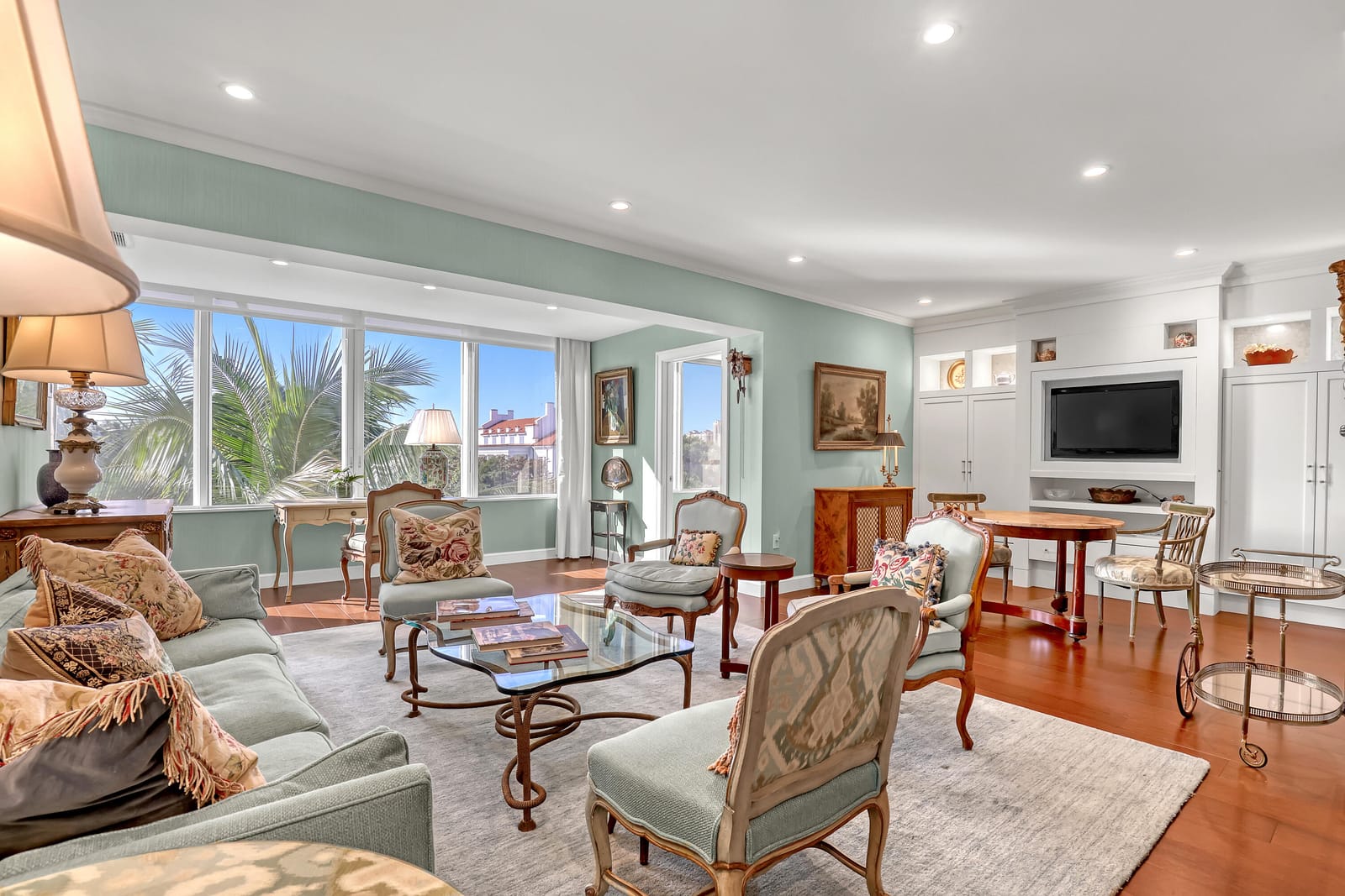 44 Cocoanut Row 302 B, Palm Beach, FL 33480