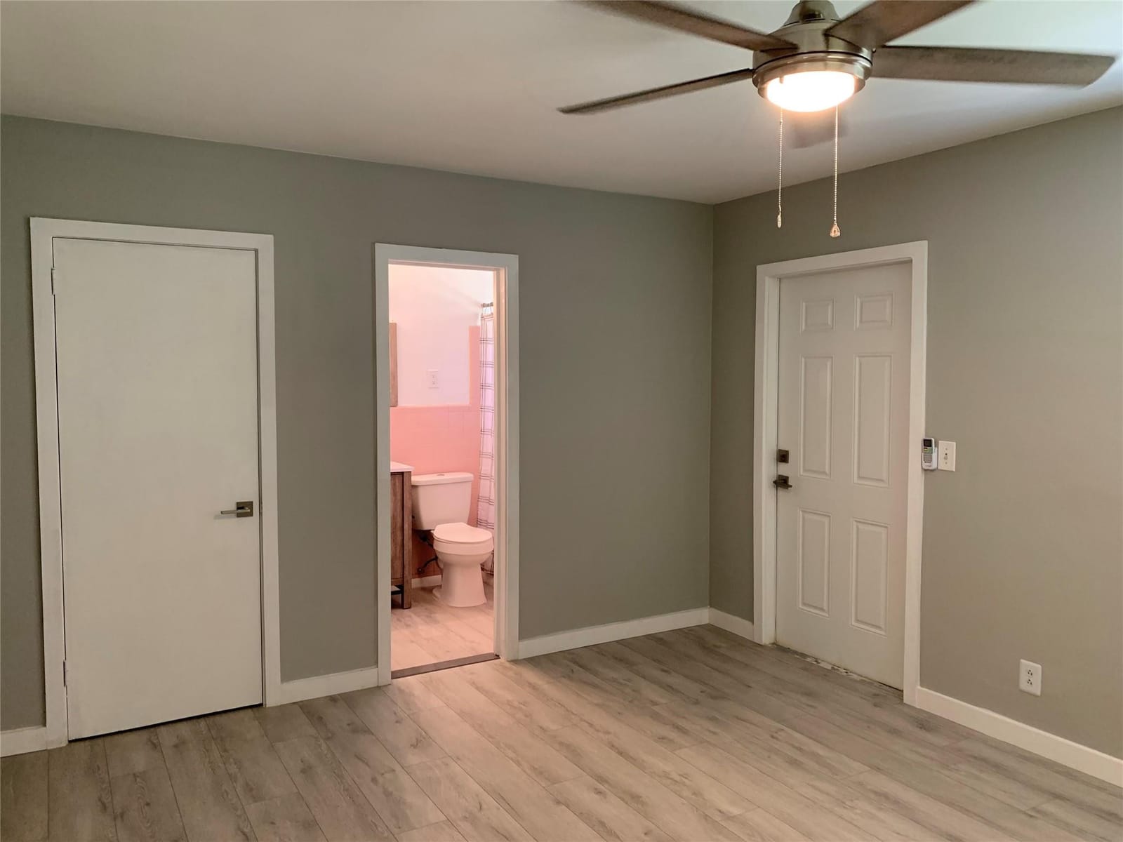 4385 NE 13th Avenue, Oakland Park, FL 33334 photo 12