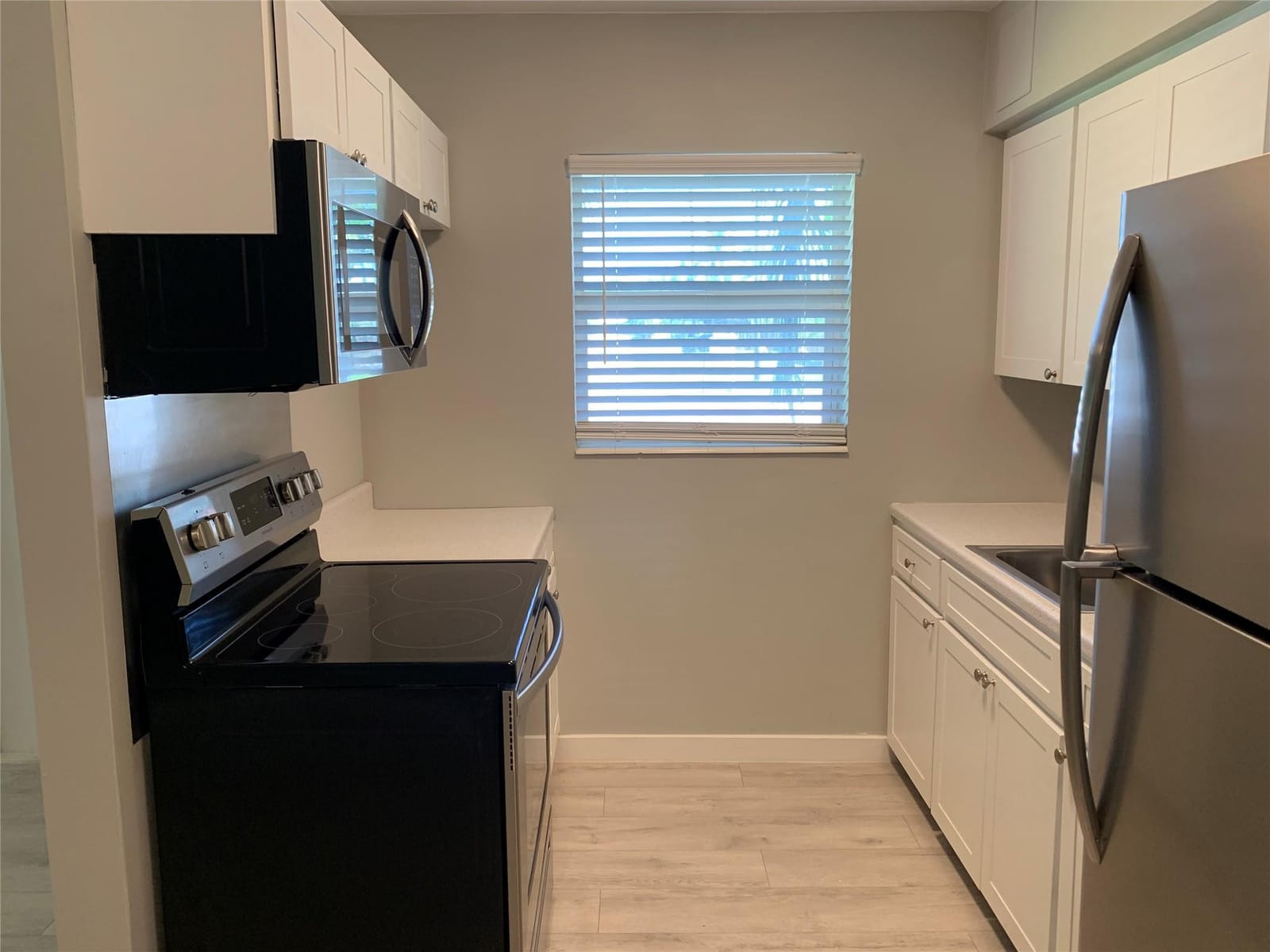 4385 NE 13th Avenue, Oakland Park, FL 33334 photo 7