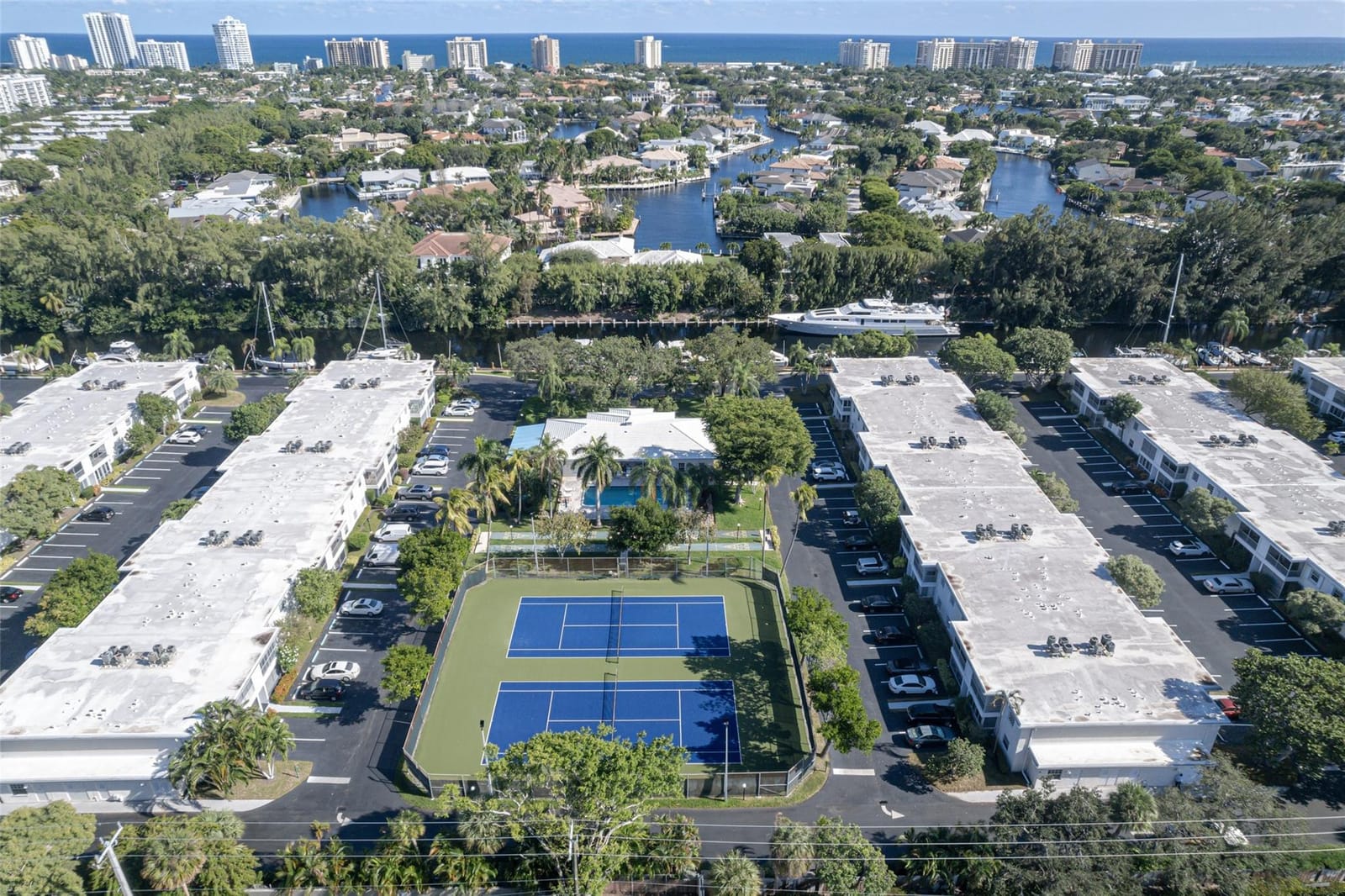 6229 Bay Club Drive 4, Fort Lauderdale, FL 33308 photo 25