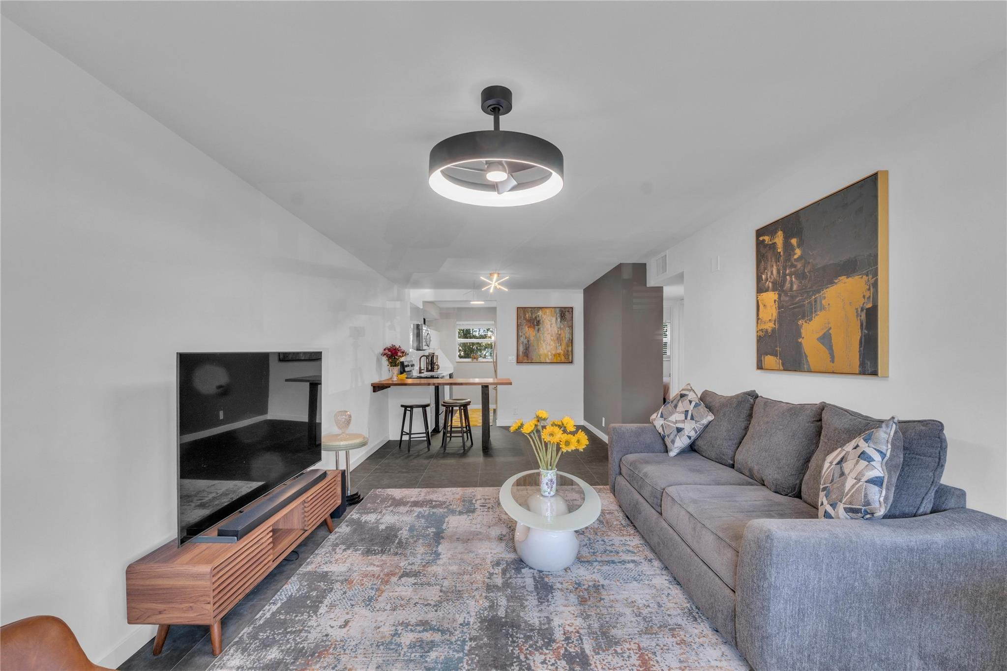 2607 NE 8th Avenue 34, Wilton Manors, FL 33334, Wilton Manors