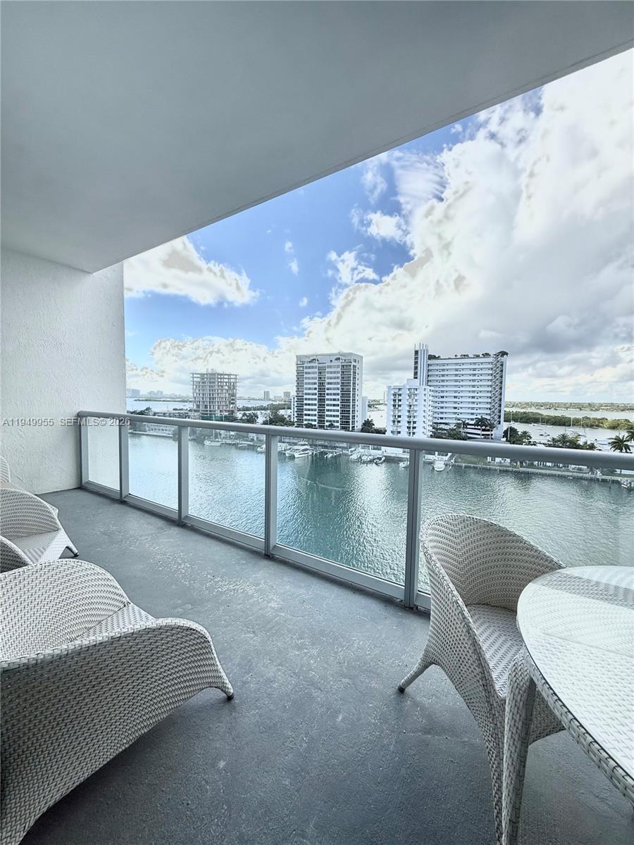 7928 East Drive 905, North Bay Village, FL 33141, North Bay Village