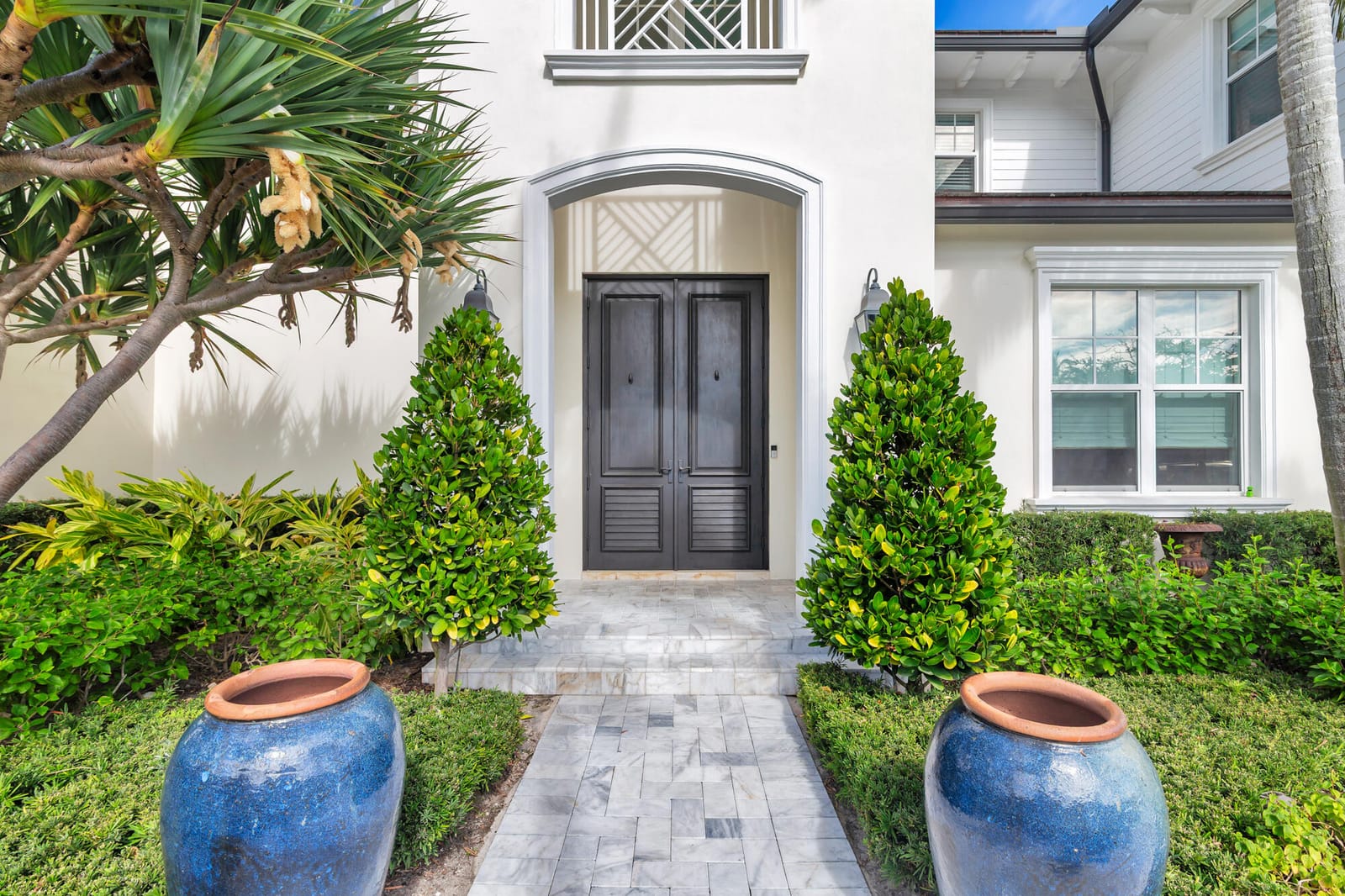 129 Santa Lucia Drive — photo 3