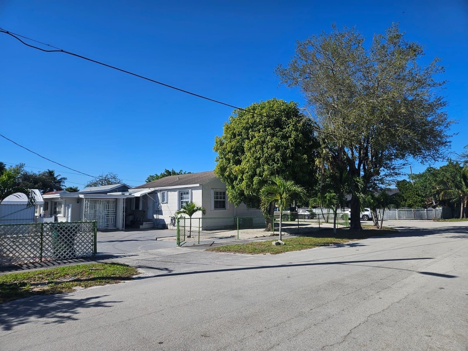 3500 NW 12th Street — photo 2