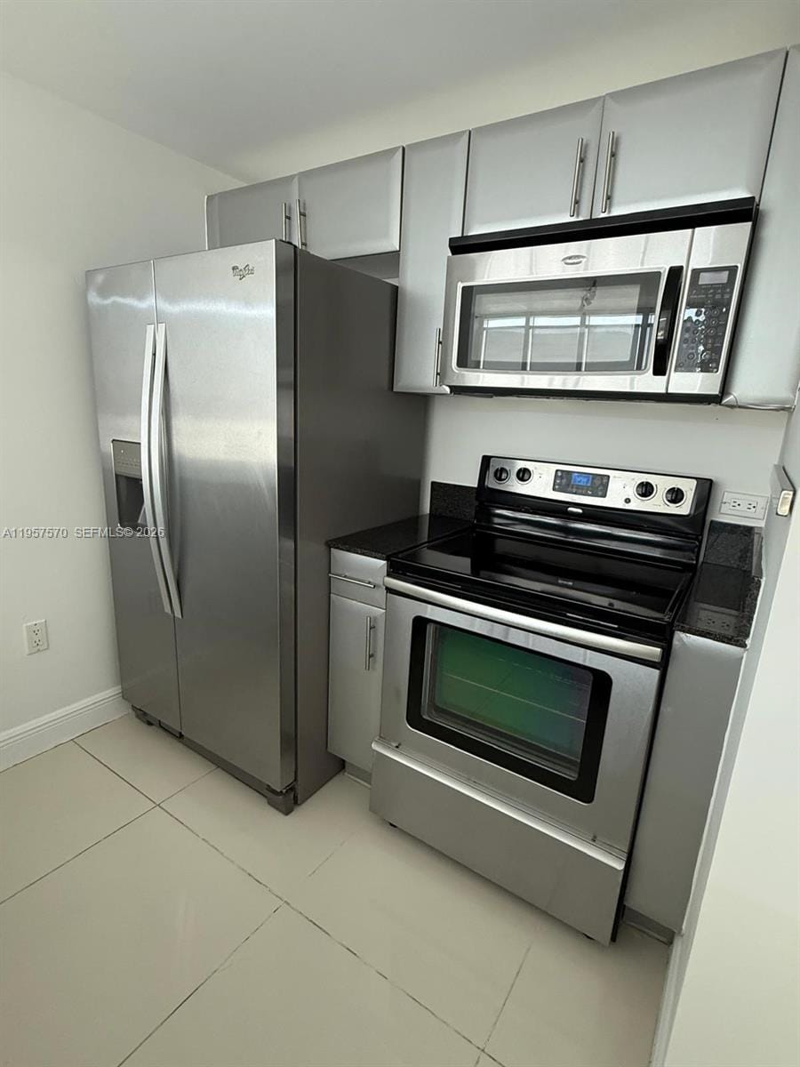 1871 S River Drive 1503 — photo 7