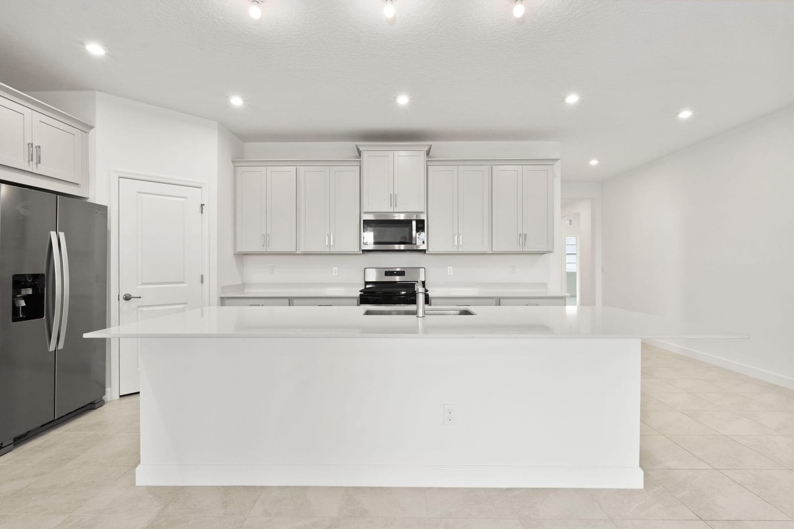 14499 SW Woodford Way — photo 7