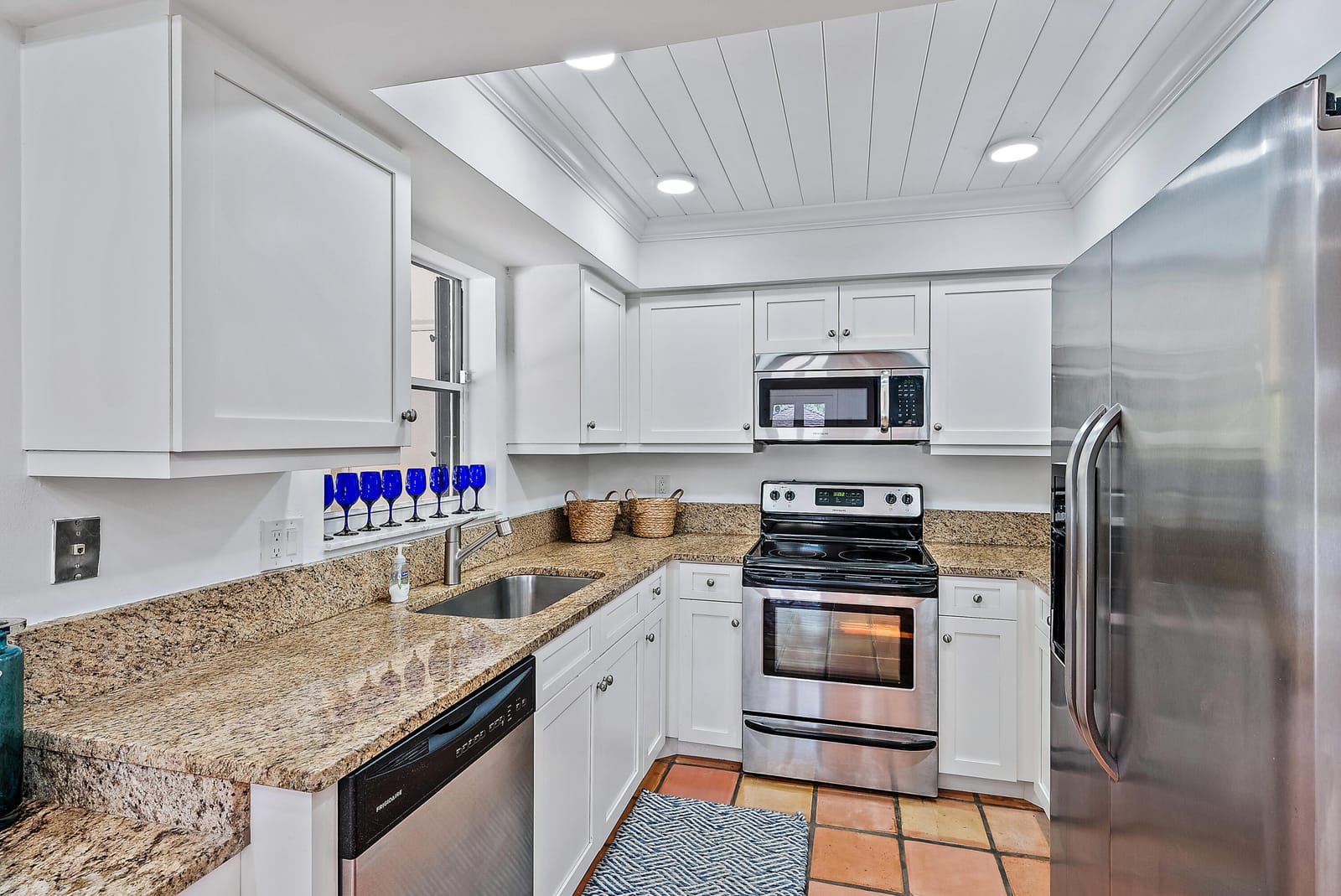 11325 Twelve Oaks Way — photo 5