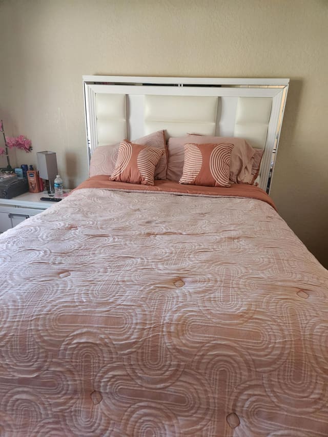 0000 United Street, West Palm Beach, FL 33411
