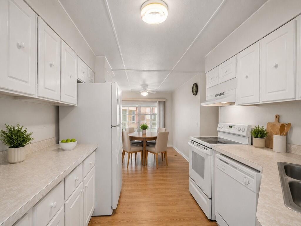 14 Golf Drive, Port St. Lucie, FL 34952 photo 13