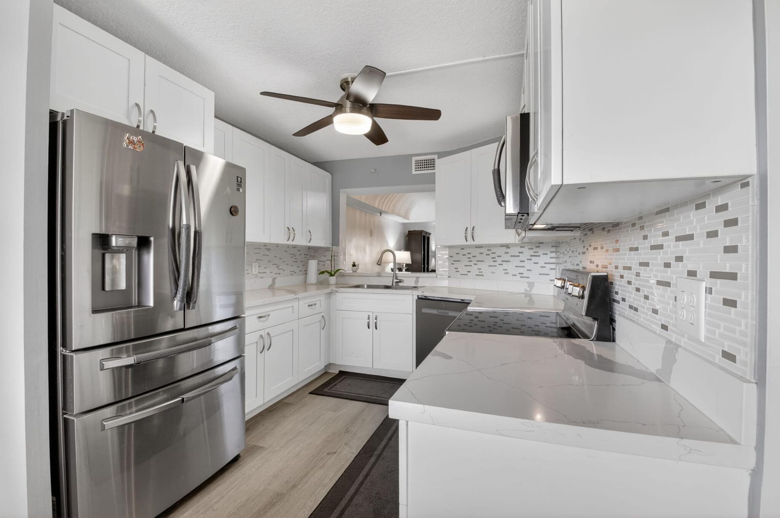 9170 SW 14th Street 4409 — photo 9
