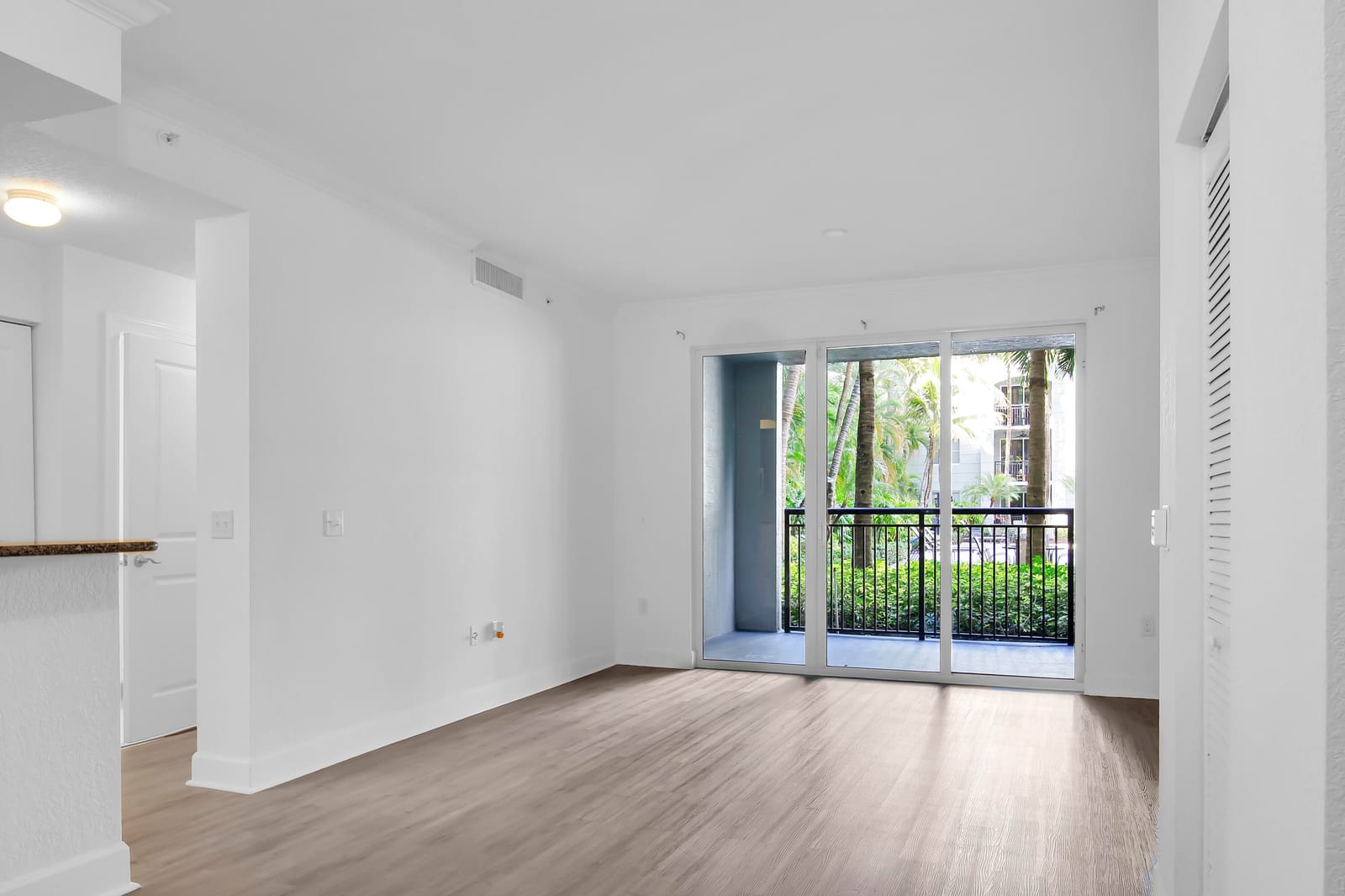 1660 Renaissance Commons Boulevard 2122, Boynton Beach, FL 33426 photo 25