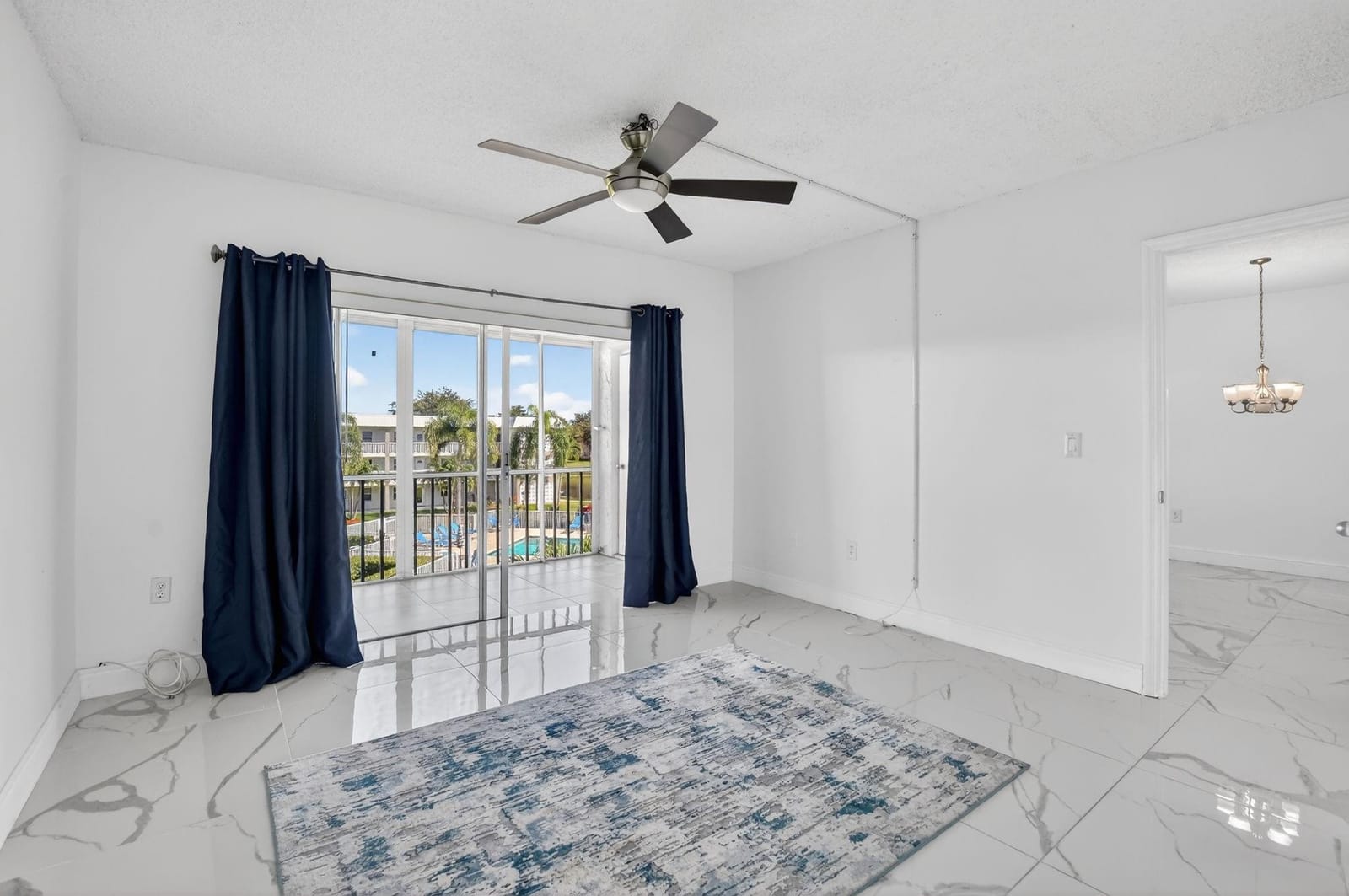 9872 Marina Boulevard 1433 — photo 2