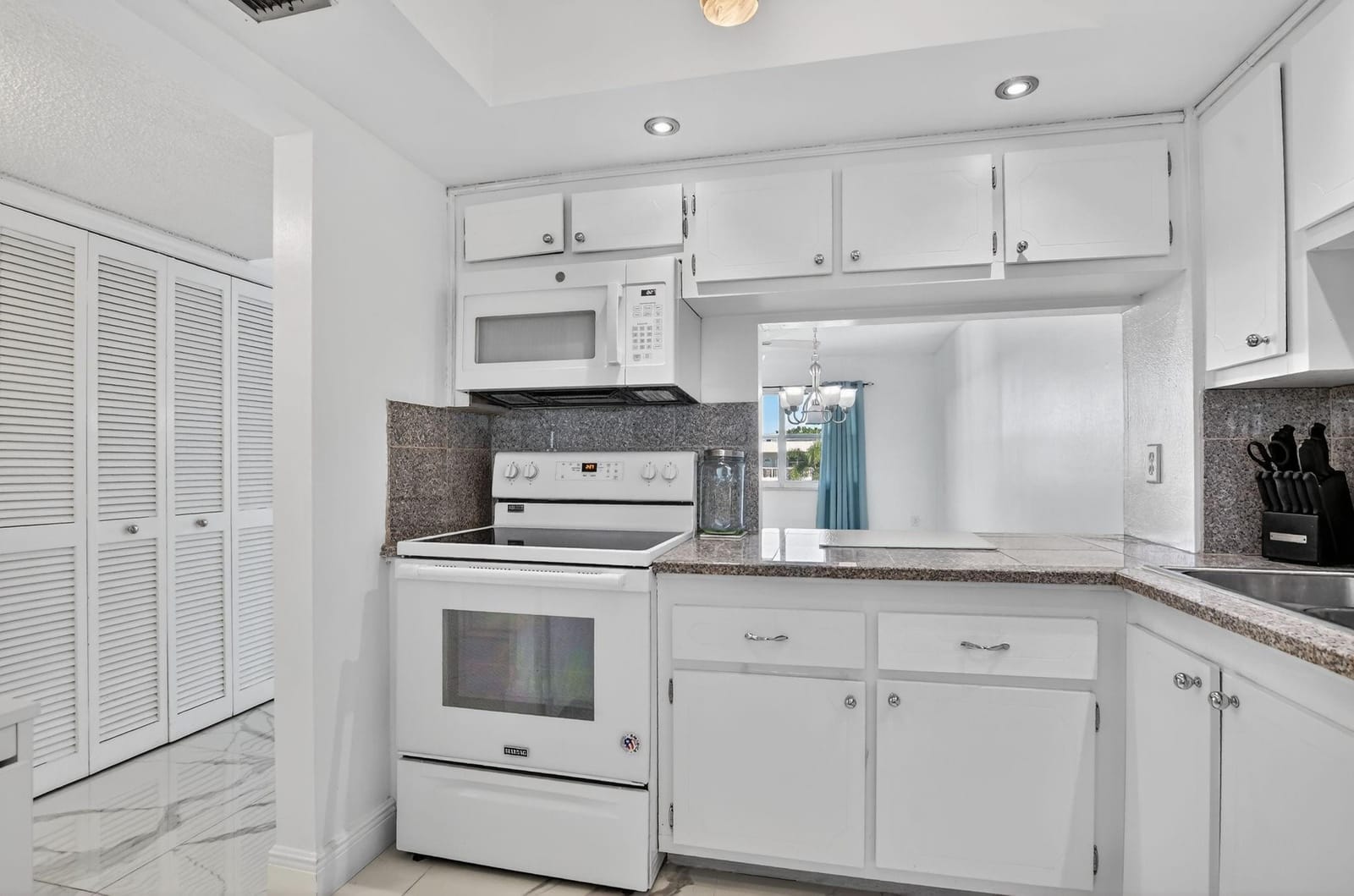 9872 Marina Boulevard 1433, Boca Raton, FL 33428 photo 13