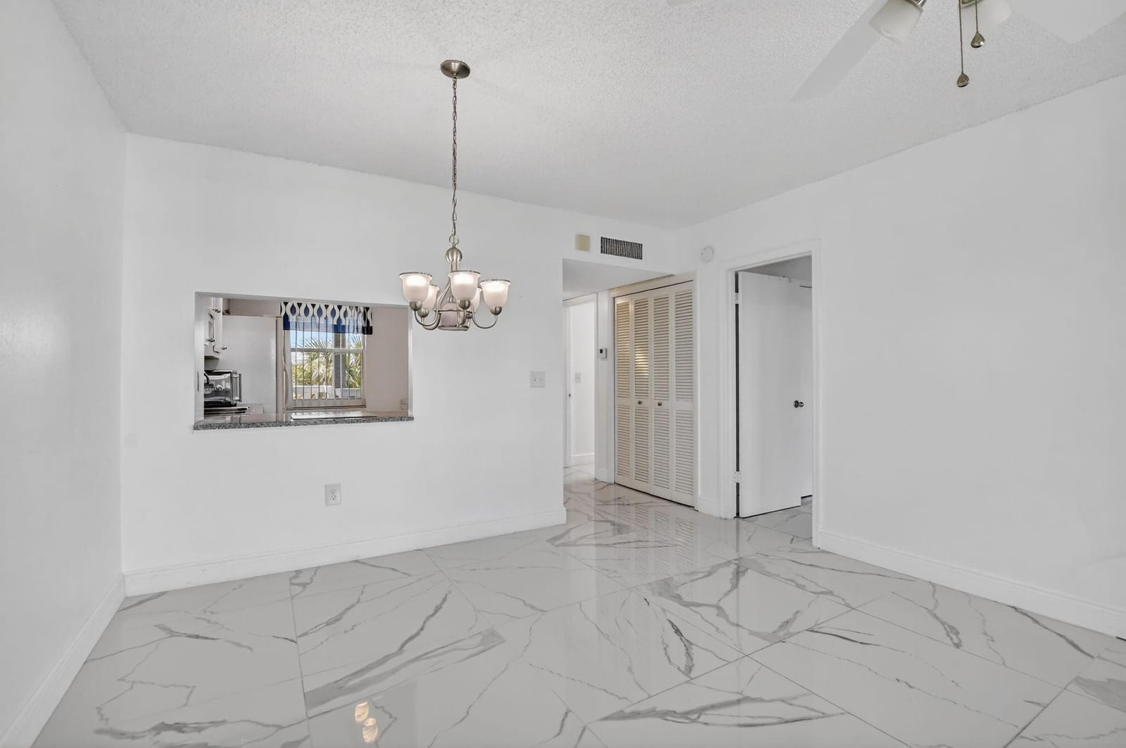 9872 Marina Boulevard 1433 — photo 5