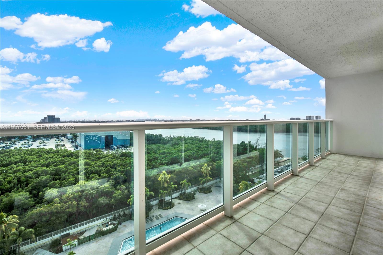 100 S Bayview Drive 1222 — photo 7