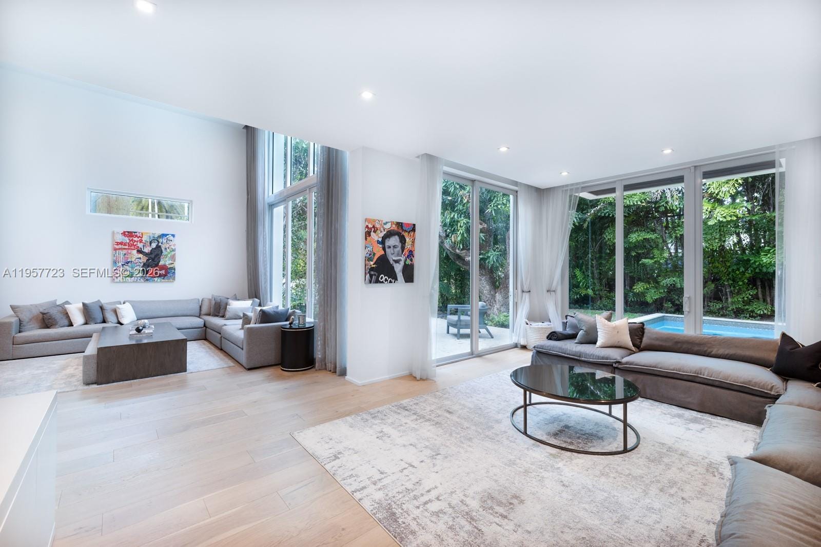 335 W 46th Street, Miami Beach, FL 33140 photo 4