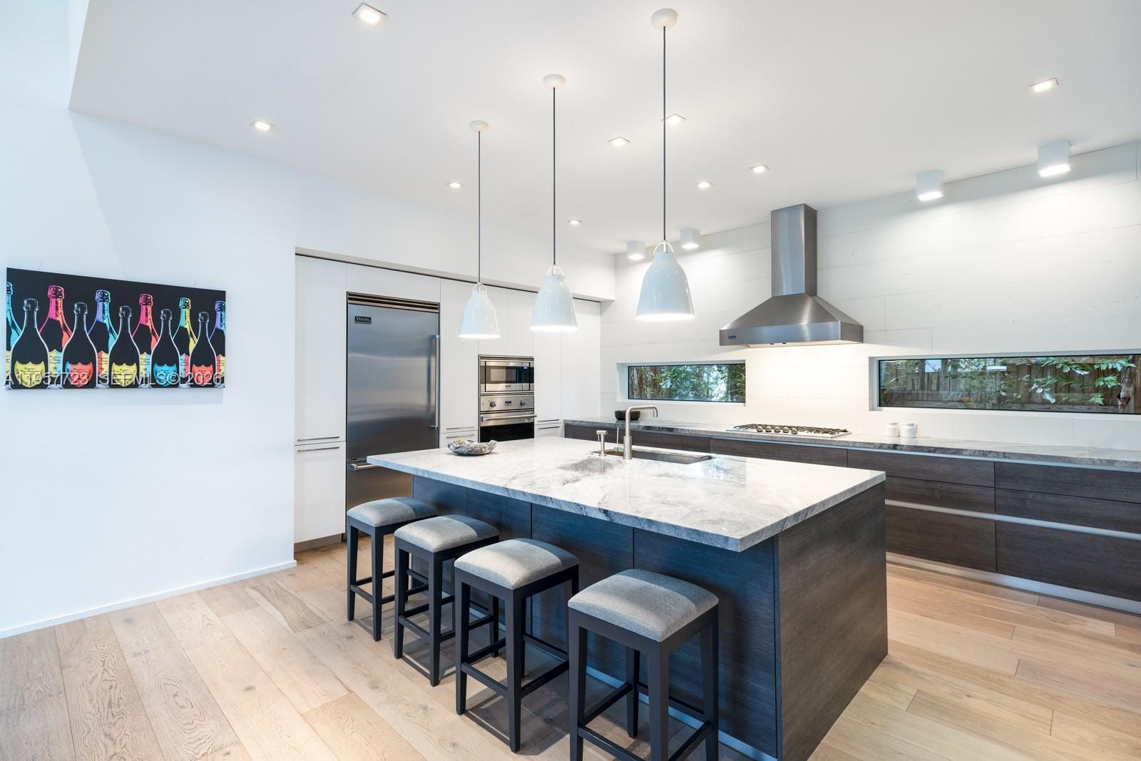 335 W 46th Street, Miami Beach, FL 33140 photo 7