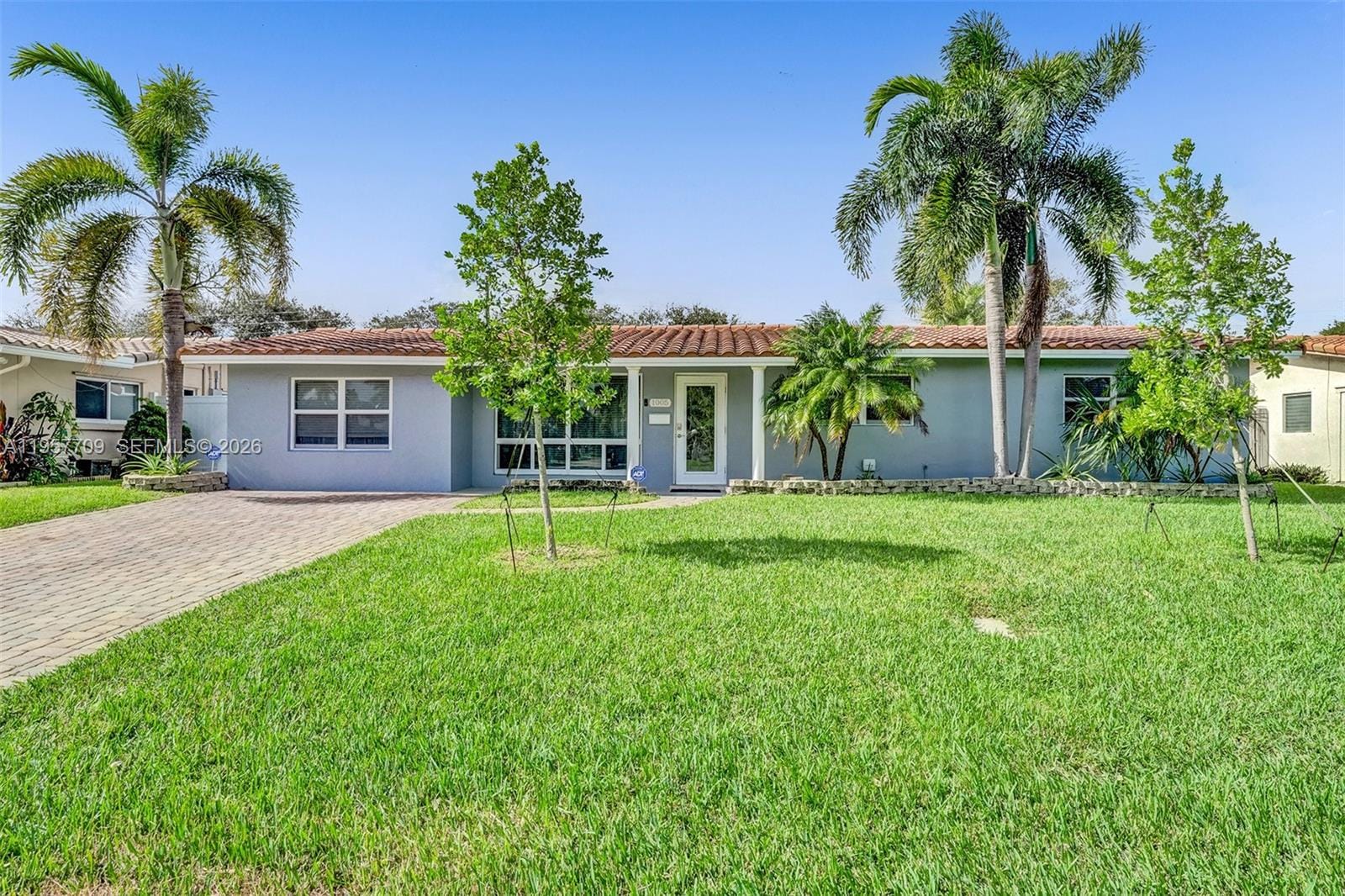 1005 SE 9th Avenue, Deerfield Beach, FL 33441