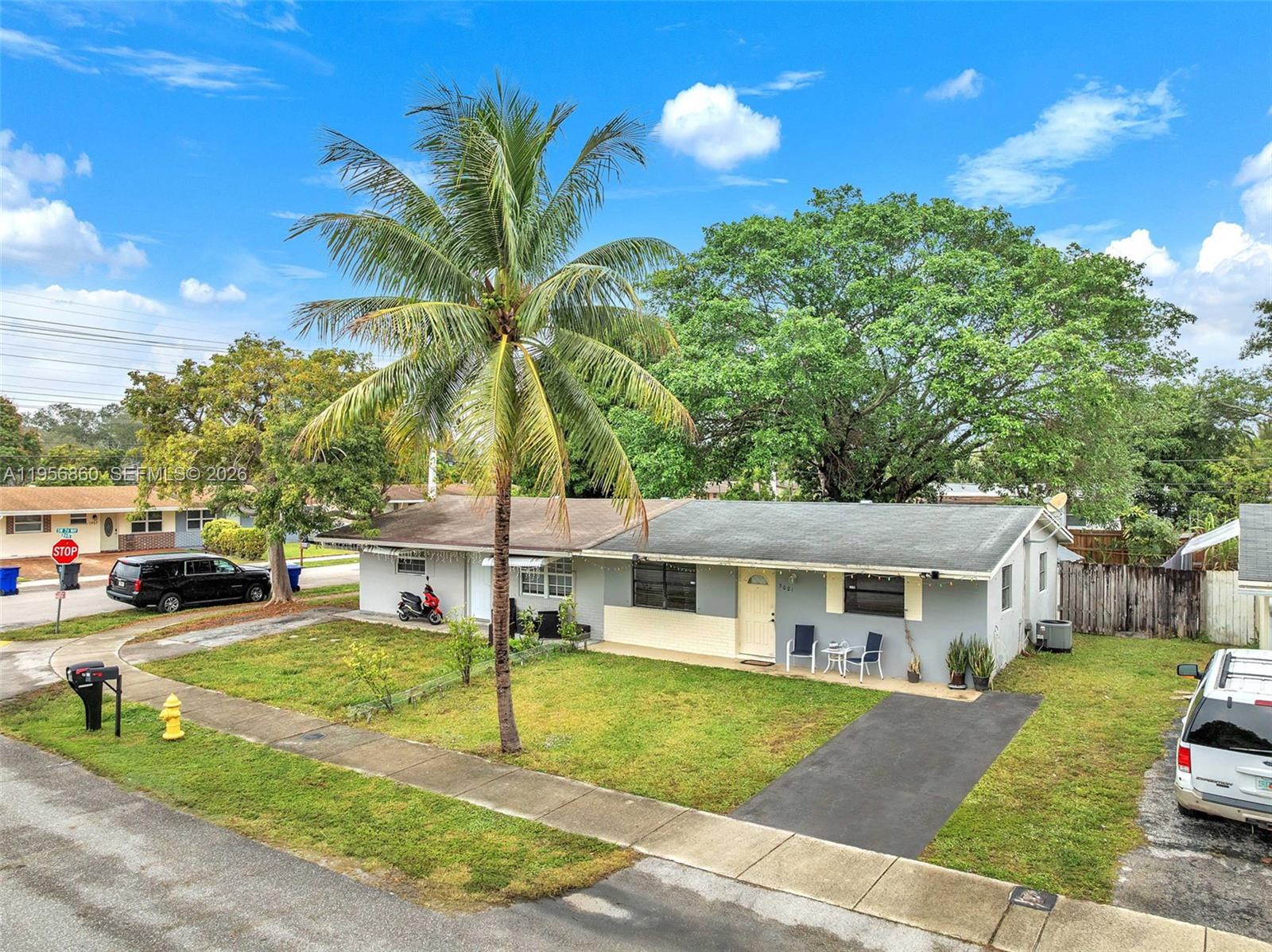 7021 SW 19th Place, North Lauderdale, FL 33068, North Lauderdale