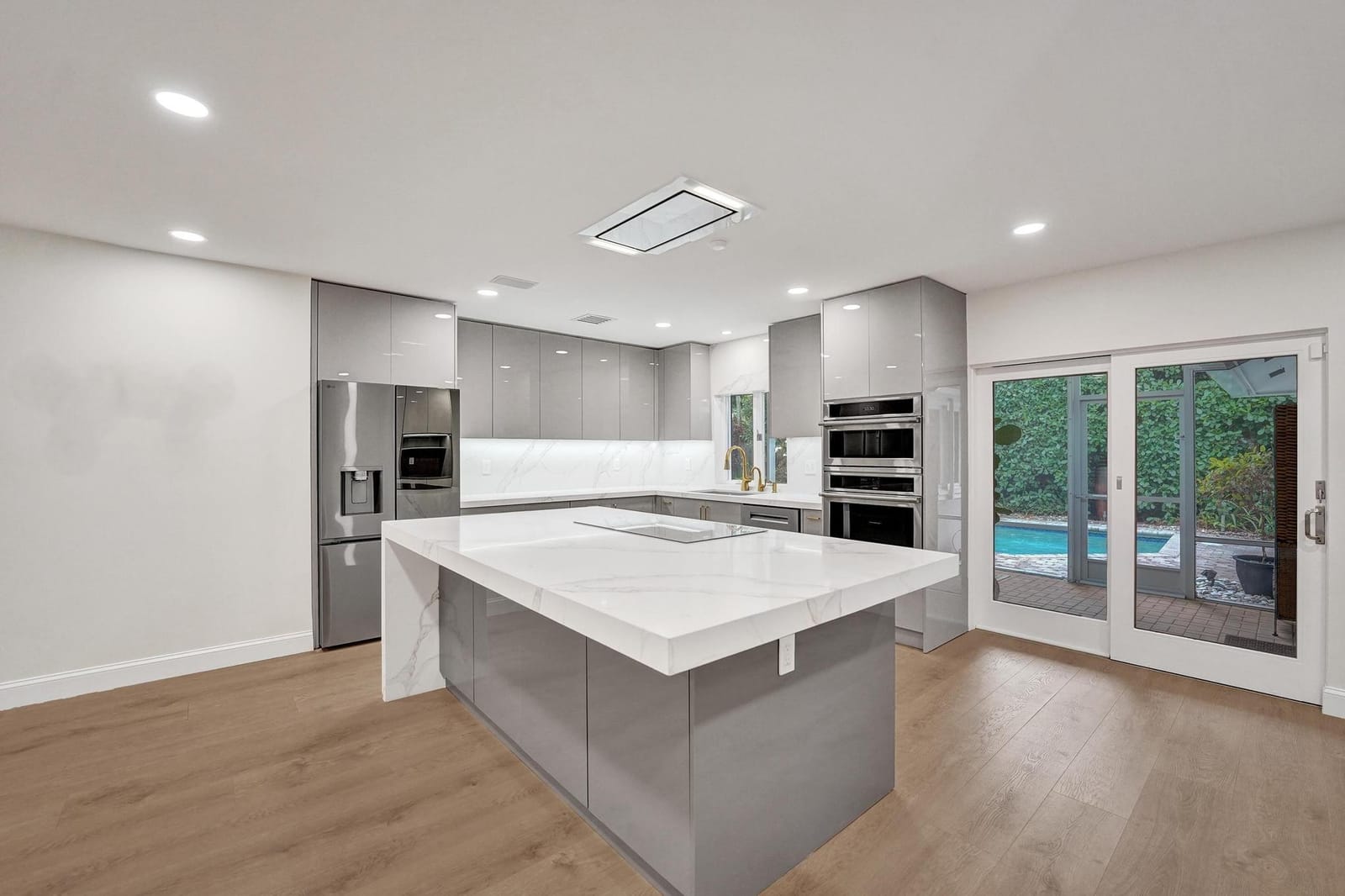 2510 NE 47th Street — photo 6