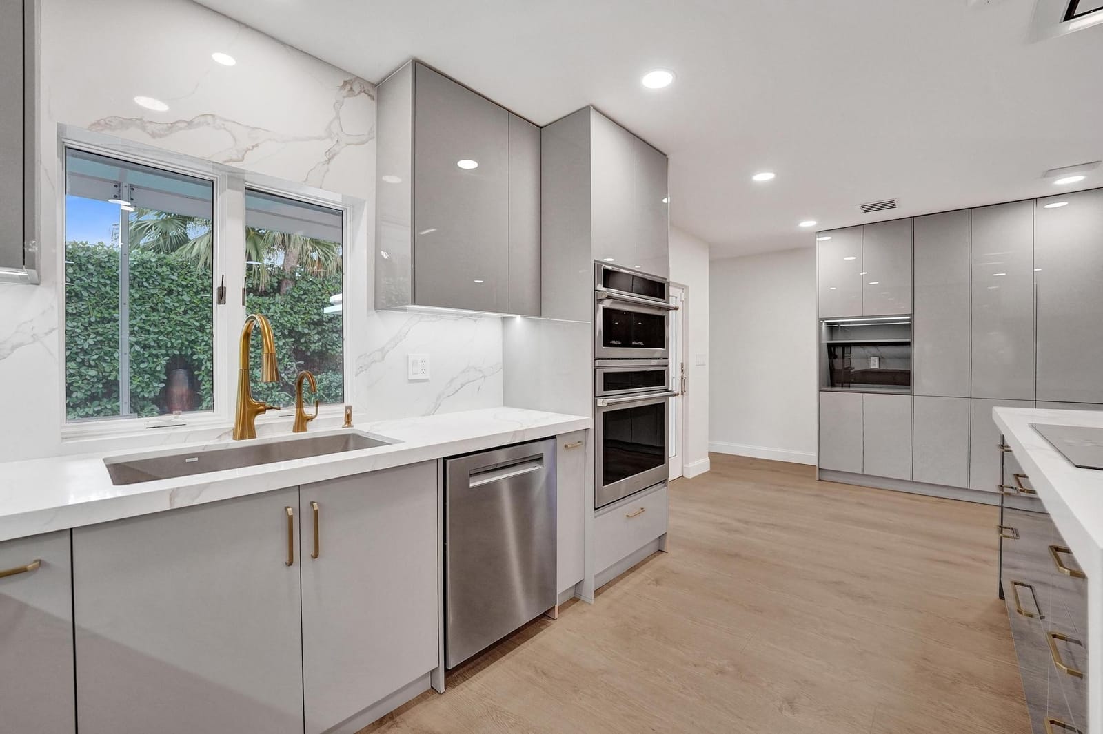 2510 NE 47th Street — photo 9