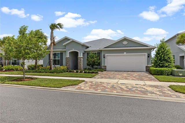 10407 SW Captiva Drive, Port St. Lucie, FL 34987