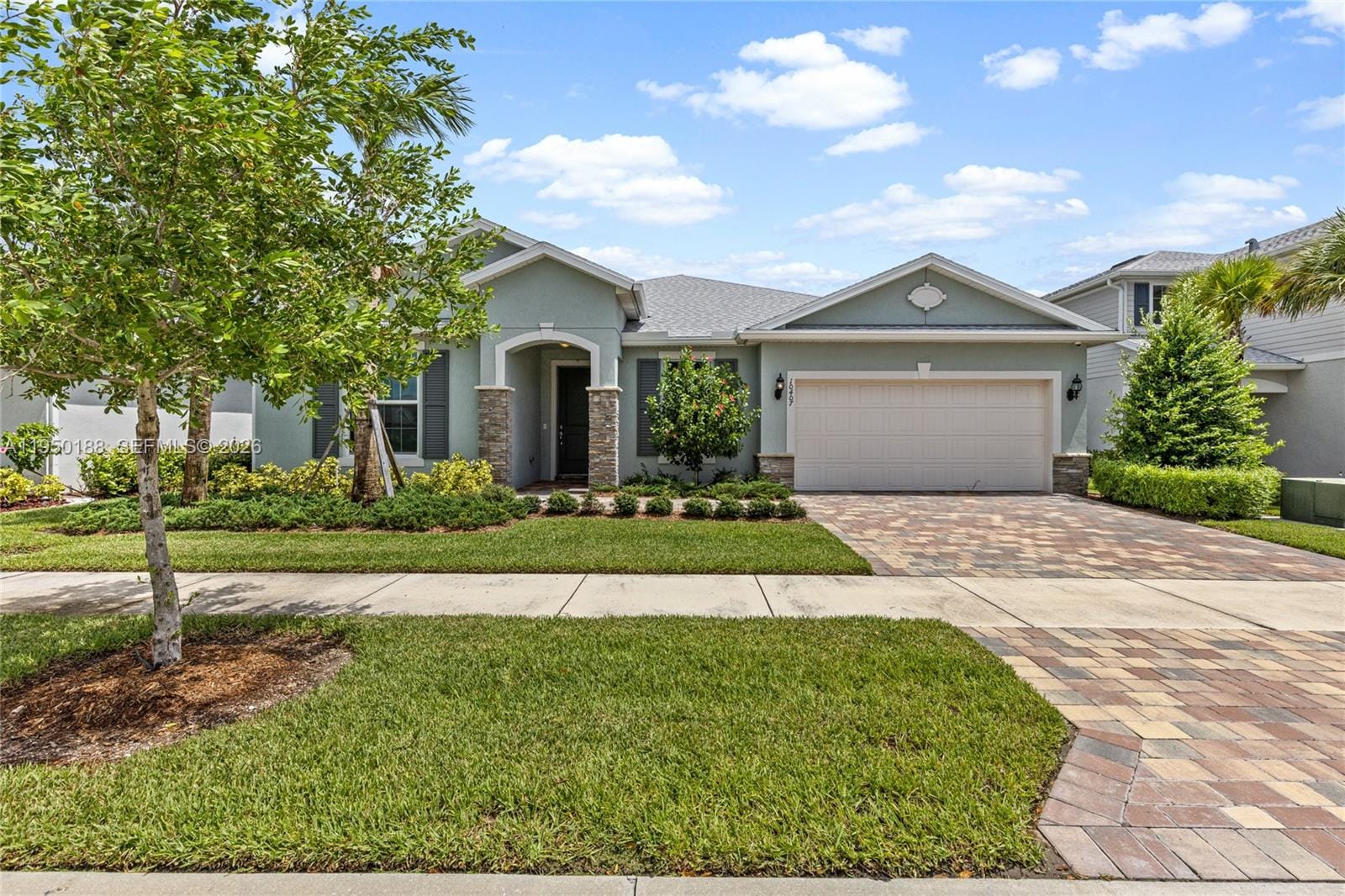 10407 SW Captiva Drive — photo 2