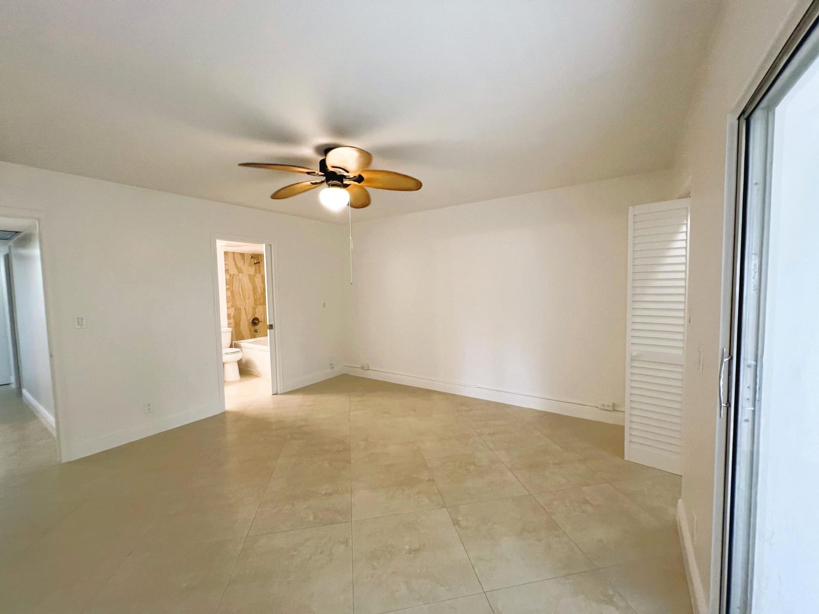 3001 Portofino Isle E2, Coconut Creek, FL 33066 photo 12