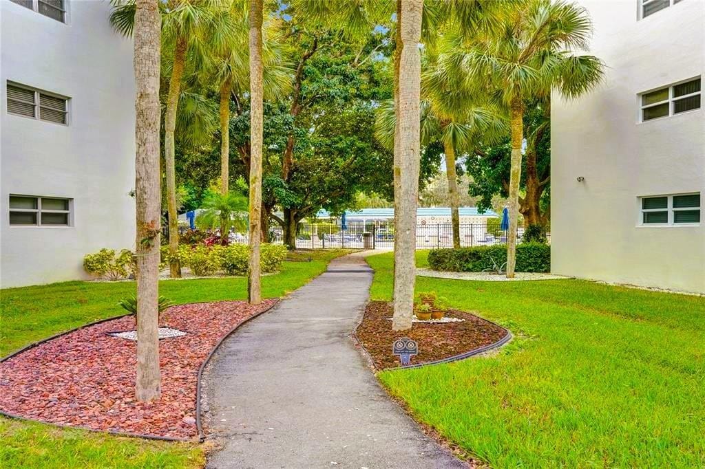 3001 Portofino Isle E2, Coconut Creek, FL 33066 photo 30