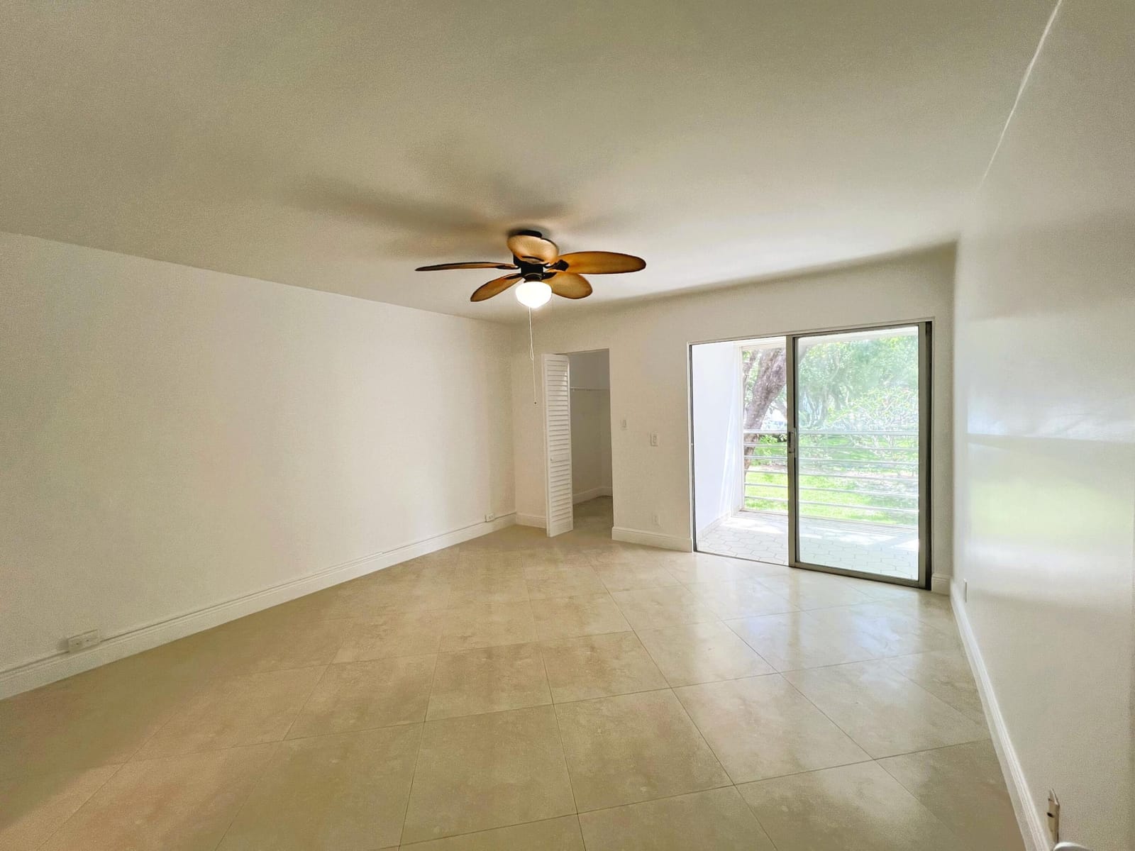 3001 Portofino Isle E2, Coconut Creek, FL 33066 photo 7