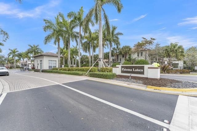 4780 Sierra Lane 4780, sold in Paloma Lakes, Coconut Creek, FL