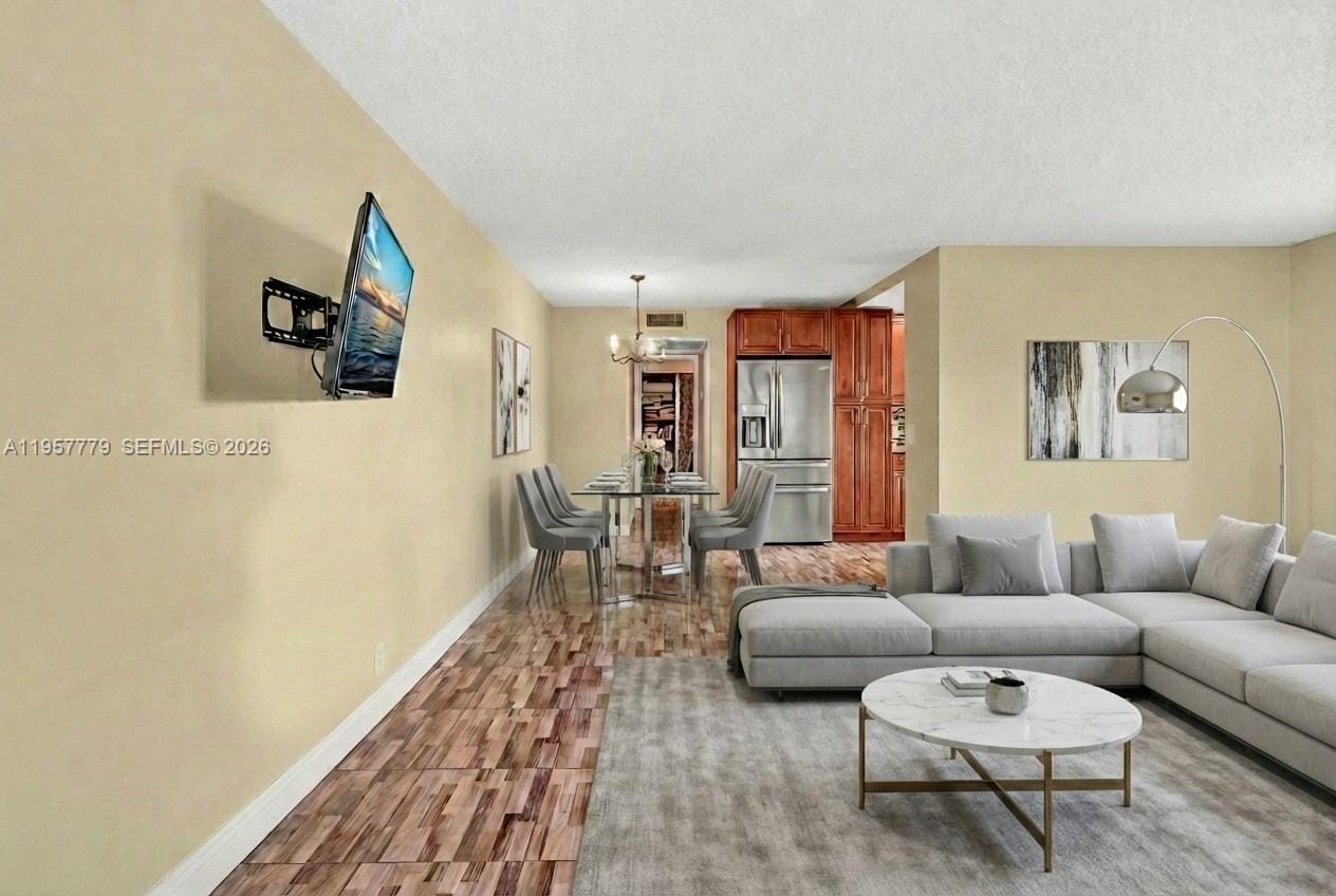 160 Markham H 160 160 — photo 4