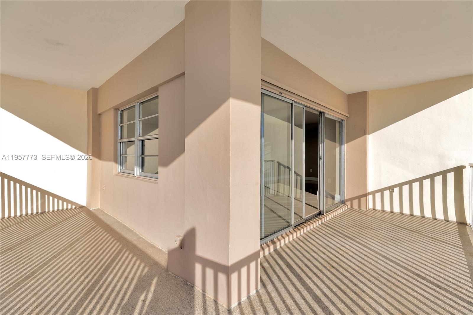 300 Bayview Drive PH06 — photo 7