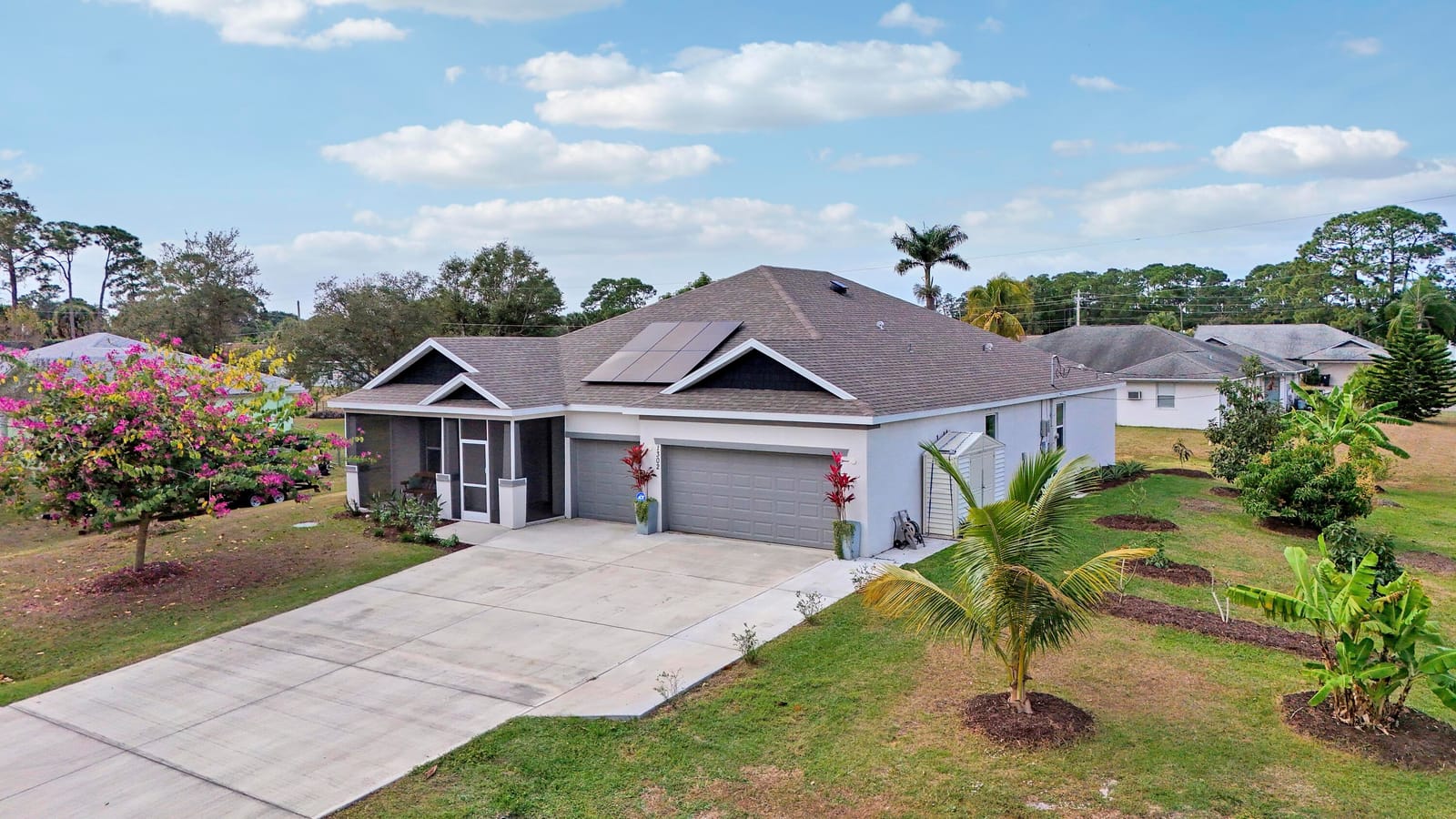 1302 SE Naples Lane — photo 3