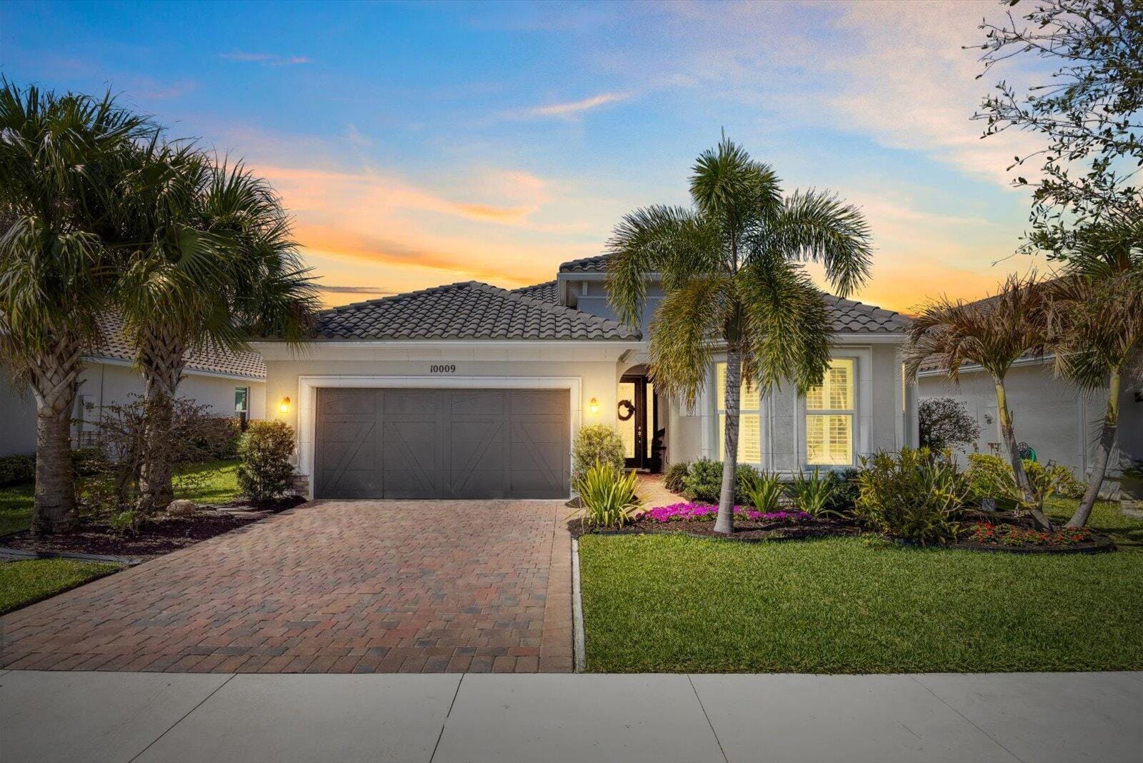 10009 SW Coral Tree Circle, Port St. Lucie, FL 34987