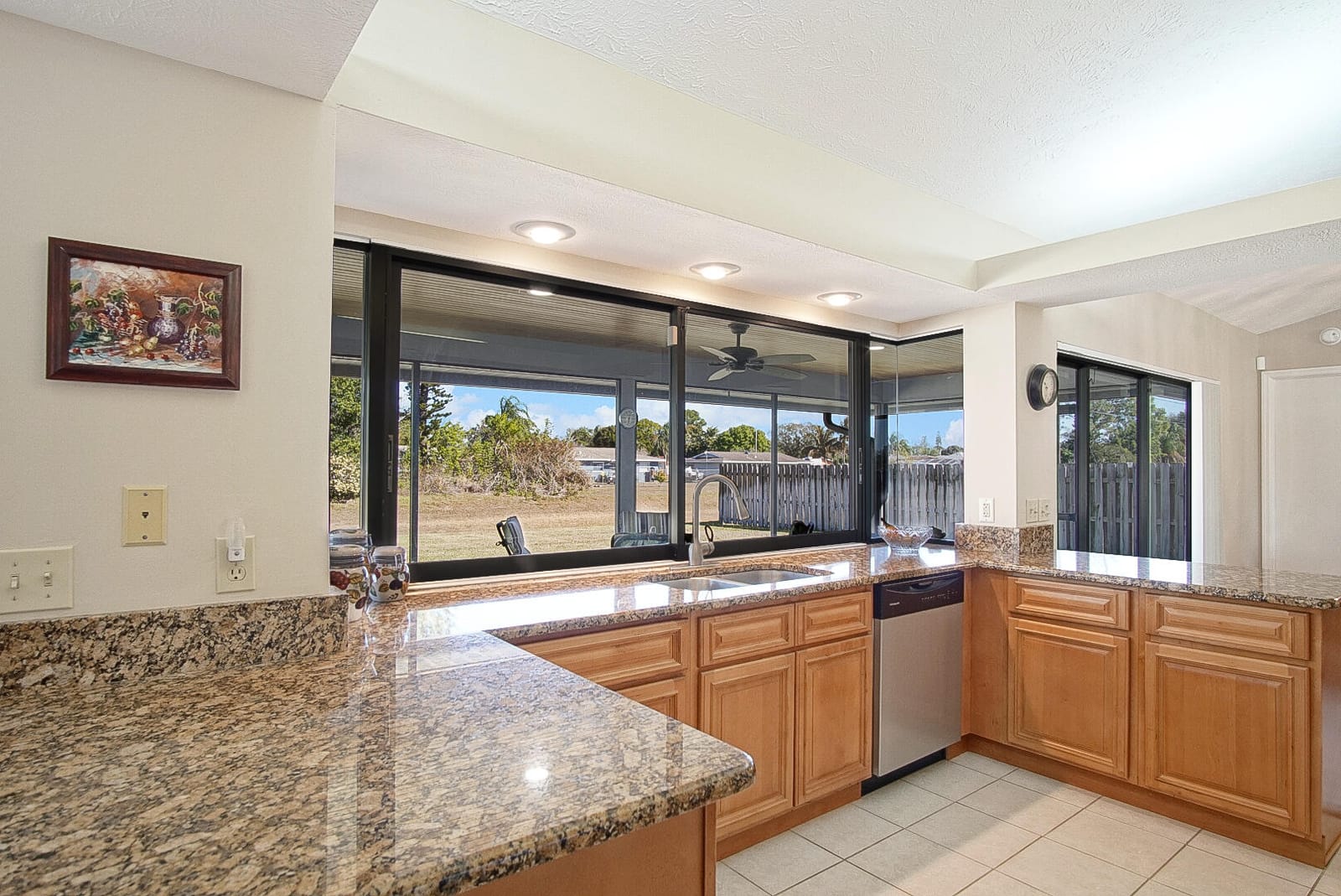 121 SE Lakehurst Drive, Port St. Lucie, FL 34983 photo 13