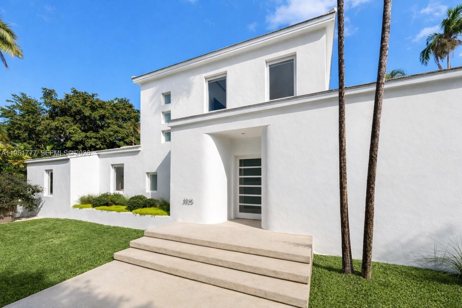 3325 Pine Tree Drive, Miami Beach, FL 33140 photo 13