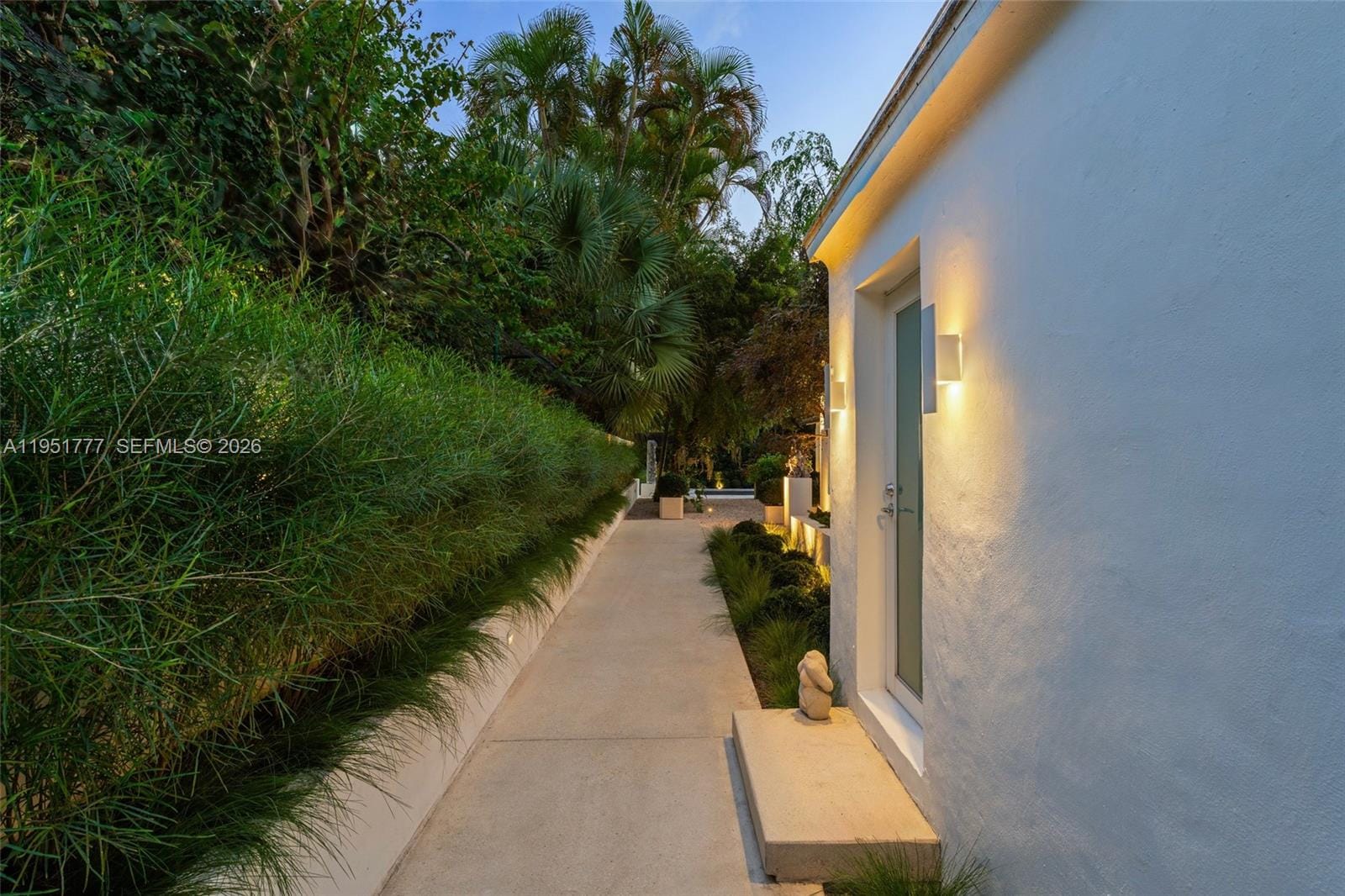 3325 Pine Tree Drive, Miami Beach, FL 33140 photo 15