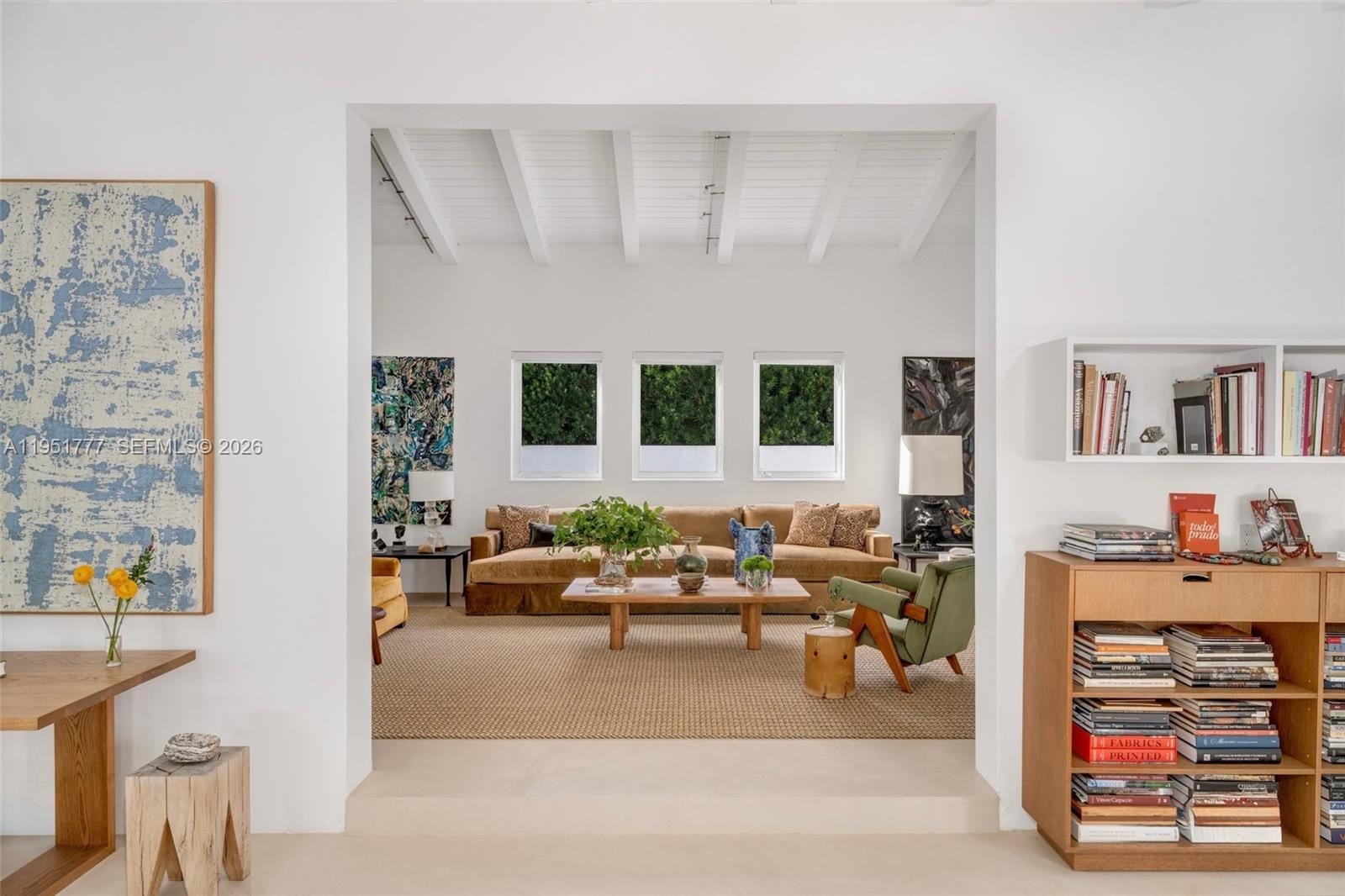 3325 Pine Tree Drive — photo 8