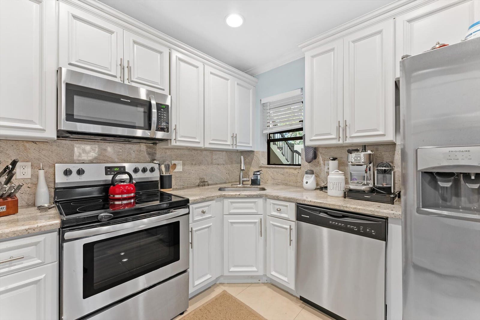 4475 Carambola Circle S 27328, Coconut Creek, FL 33066 photo 8